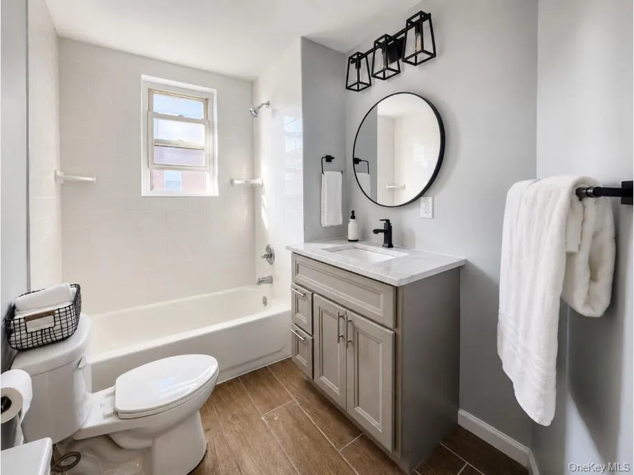 158 Cleveland Avenue, North Hempstead, NY, 1 Bedroom Bedrooms, 3 Rooms Rooms,1 BathroomBathrooms,Residential Lease,For Rent,Cleveland,0,1009516 158 Cleveland Avenue, North Hempstead, NY, 1 Bedroom Bedrooms, 3 Rooms Rooms,1 BathroomBathrooms,Residential Lease,For Rent,Cleveland,0,1009516