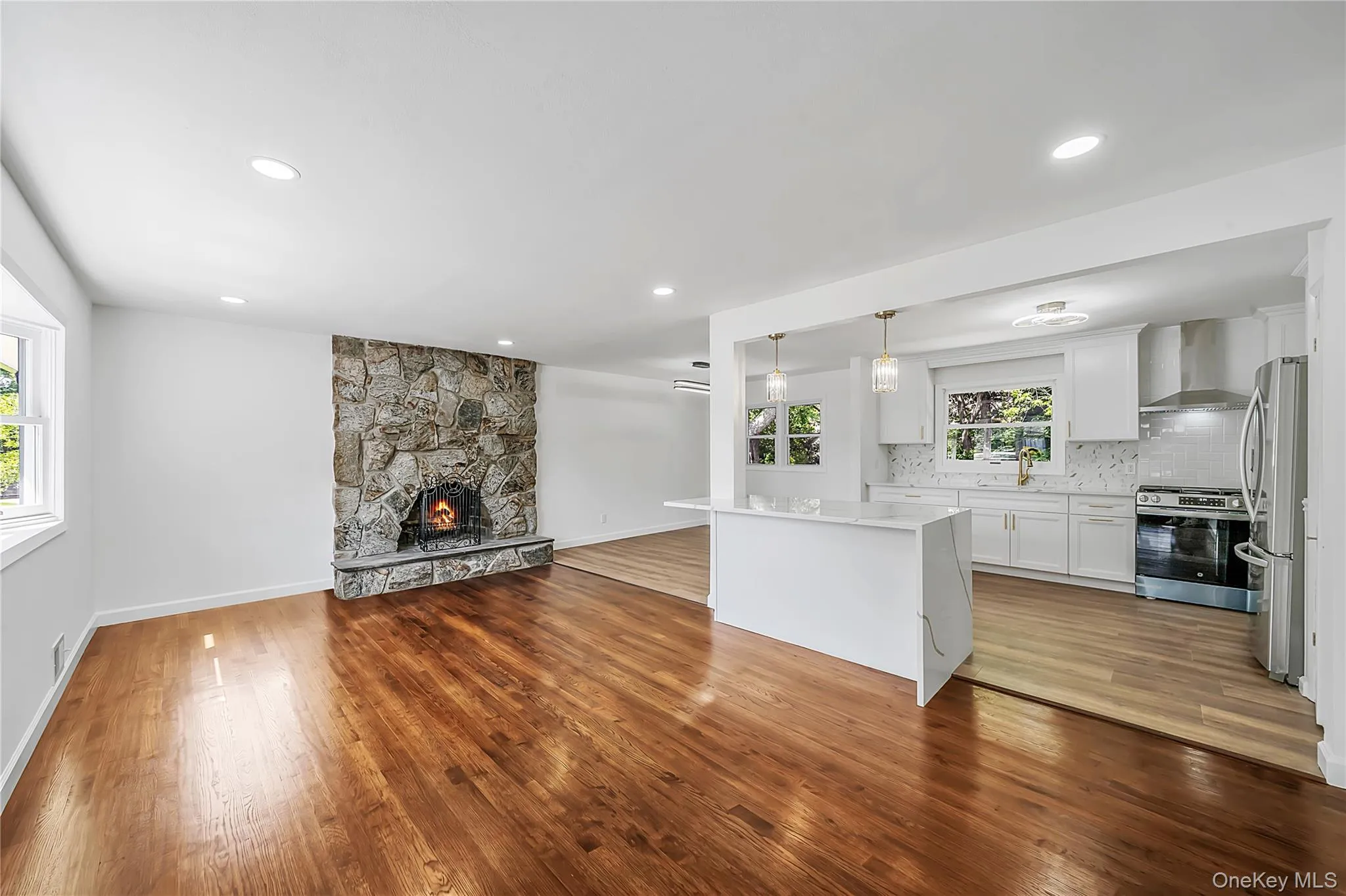 267 Woodhull Avenue, Brookhaven, NY, 3 Bedrooms Bedrooms, 8 Rooms Rooms,2 BathroomsBathrooms,Residential,For Rent,Woodhull,0,1009518 267 Woodhull Avenue, Brookhaven, NY, 3 Bedrooms Bedrooms, 8 Rooms Rooms,2 BathroomsBathrooms,Residential,For Rent,Woodhull,0,1009518