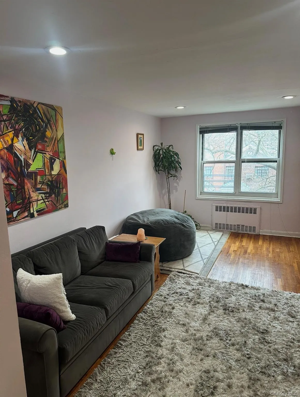 Large space ready for your special touch. Large space ready for your special touch.