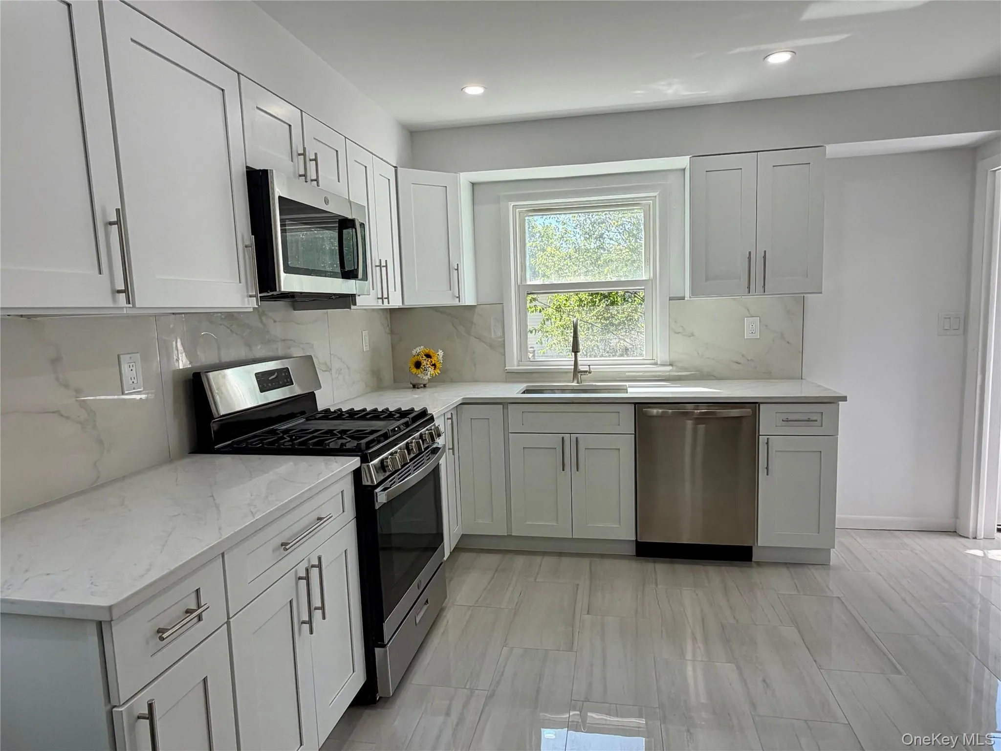 28 Quaspeak Road, Clarkstown, NY, 3 Bedrooms Bedrooms, 6 Rooms Rooms,2 BathroomsBathrooms,Residential,For Rent,Quaspeak,0,1009522 28 Quaspeak Road, Clarkstown, NY, 3 Bedrooms Bedrooms, 6 Rooms Rooms,2 BathroomsBathrooms,Residential,For Rent,Quaspeak,0,1009522