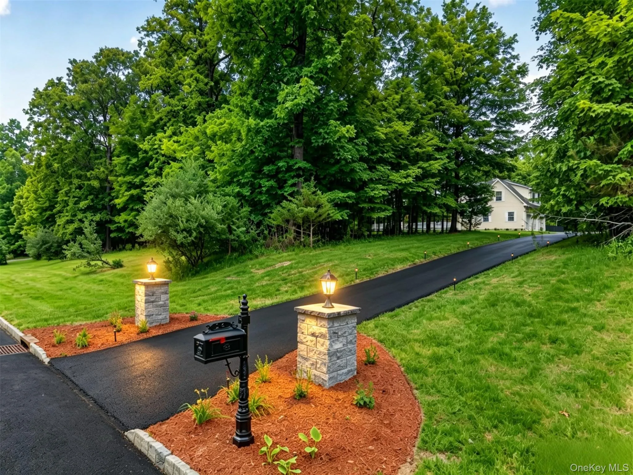 24 Northgate, Goshen, NY, 4 Bedrooms Bedrooms, 9 Rooms Rooms,3 BathroomsBathrooms,Residential,For Rent,Northgate,0,1009523 24 Northgate, Goshen, NY, 4 Bedrooms Bedrooms, 9 Rooms Rooms,3 BathroomsBathrooms,Residential,For Rent,Northgate,0,1009523