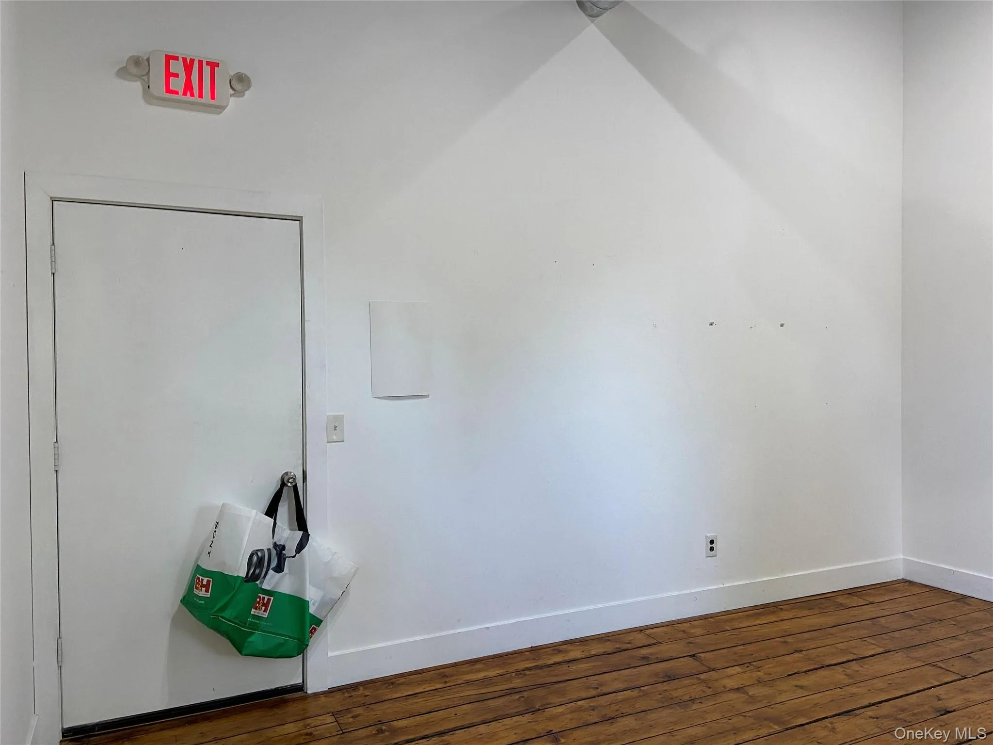 46 Chambers Street, Newburgh (city), NY, ,Commercial Lease,For Rent,Chambers,0,1009526 46 Chambers Street, Newburgh (city), NY, ,Commercial Lease,For Rent,Chambers,0,1009526
