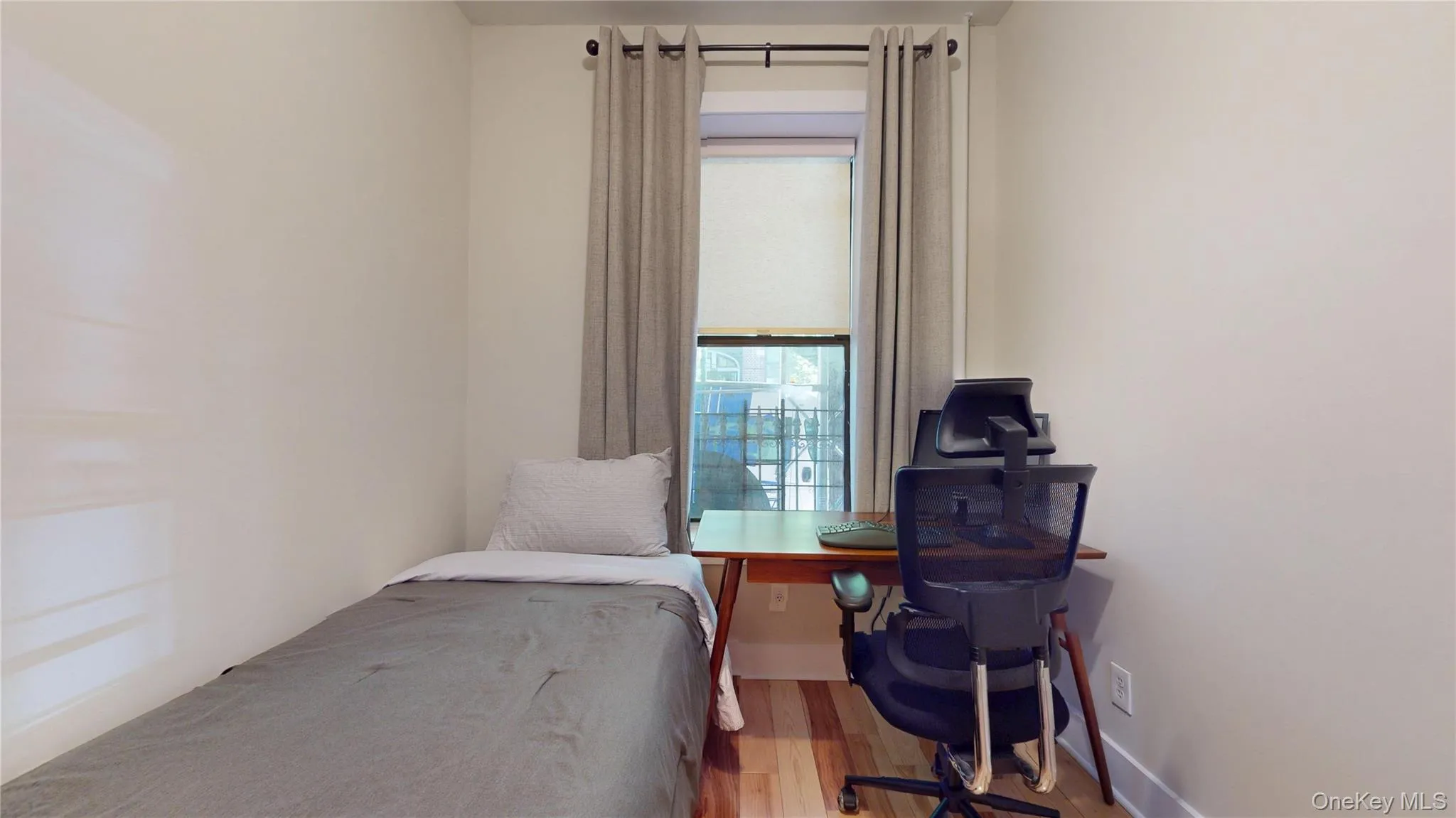 454 152nd Street, New York, NY, 2 Bedrooms Bedrooms, 5 Rooms Rooms,1 BathroomBathrooms,Residential,For Rent,152nd,0,1009528 454 152nd Street, New York, NY, 2 Bedrooms Bedrooms, 5 Rooms Rooms,1 BathroomBathrooms,Residential,For Rent,152nd,0,1009528