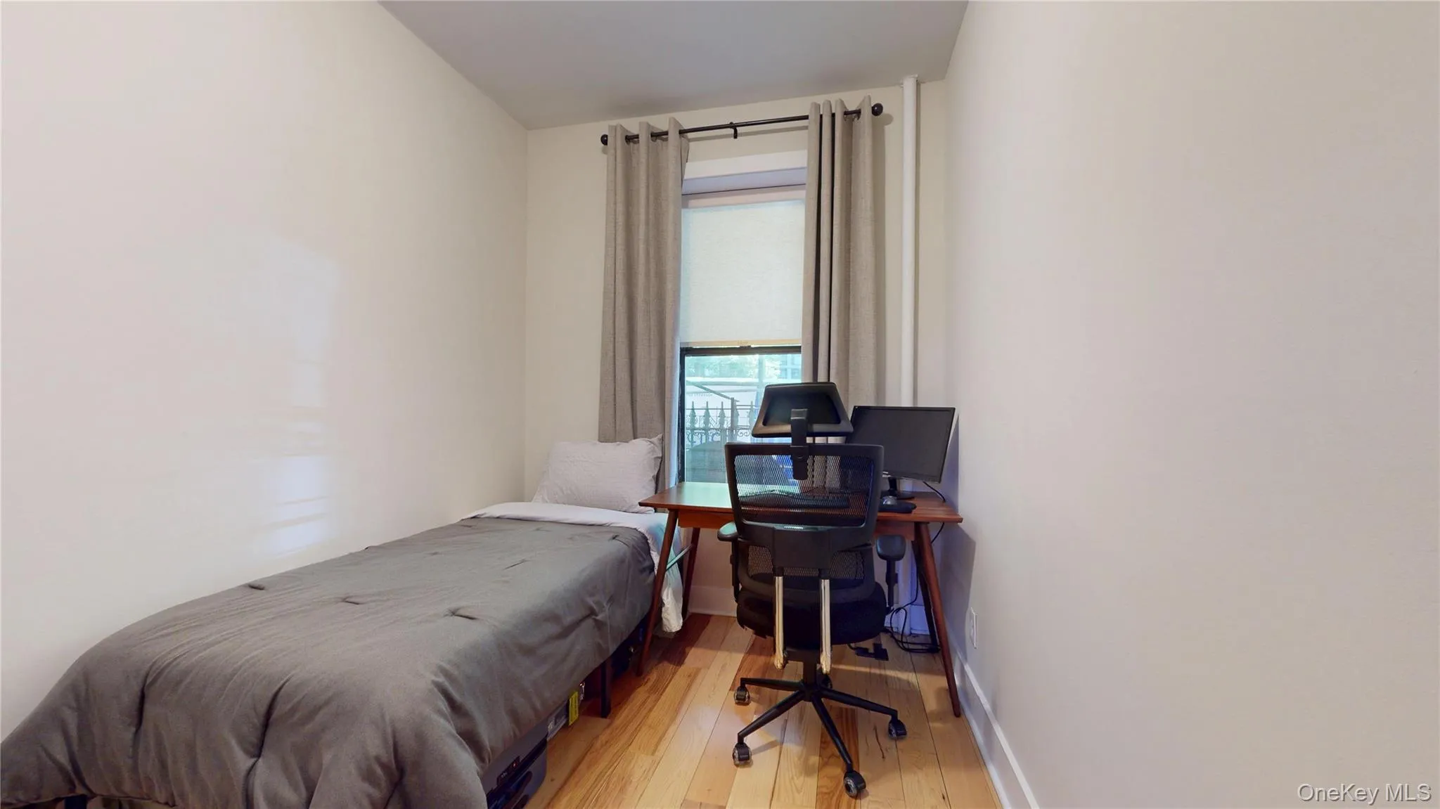 454 152nd Street, New York, NY, 2 Bedrooms Bedrooms, 5 Rooms Rooms,1 BathroomBathrooms,Residential,For Rent,152nd,0,1009528 454 152nd Street, New York, NY, 2 Bedrooms Bedrooms, 5 Rooms Rooms,1 BathroomBathrooms,Residential,For Rent,152nd,0,1009528