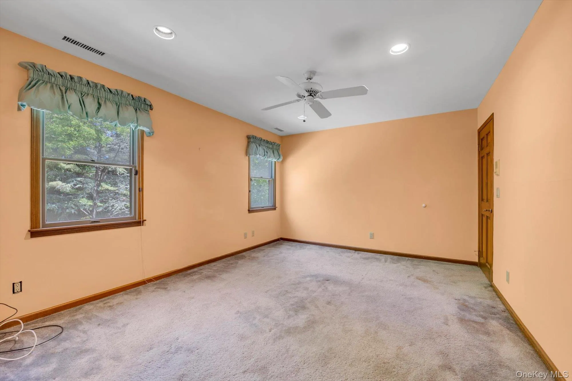 244 Store Hill Road, North Hempstead, NY, 5 Bedrooms Bedrooms, 11 Rooms Rooms,3 BathroomsBathrooms,Residential,For Rent,Store Hill,0,1009534 244 Store Hill Road, North Hempstead, NY, 5 Bedrooms Bedrooms, 11 Rooms Rooms,3 BathroomsBathrooms,Residential,For Rent,Store Hill,0,1009534