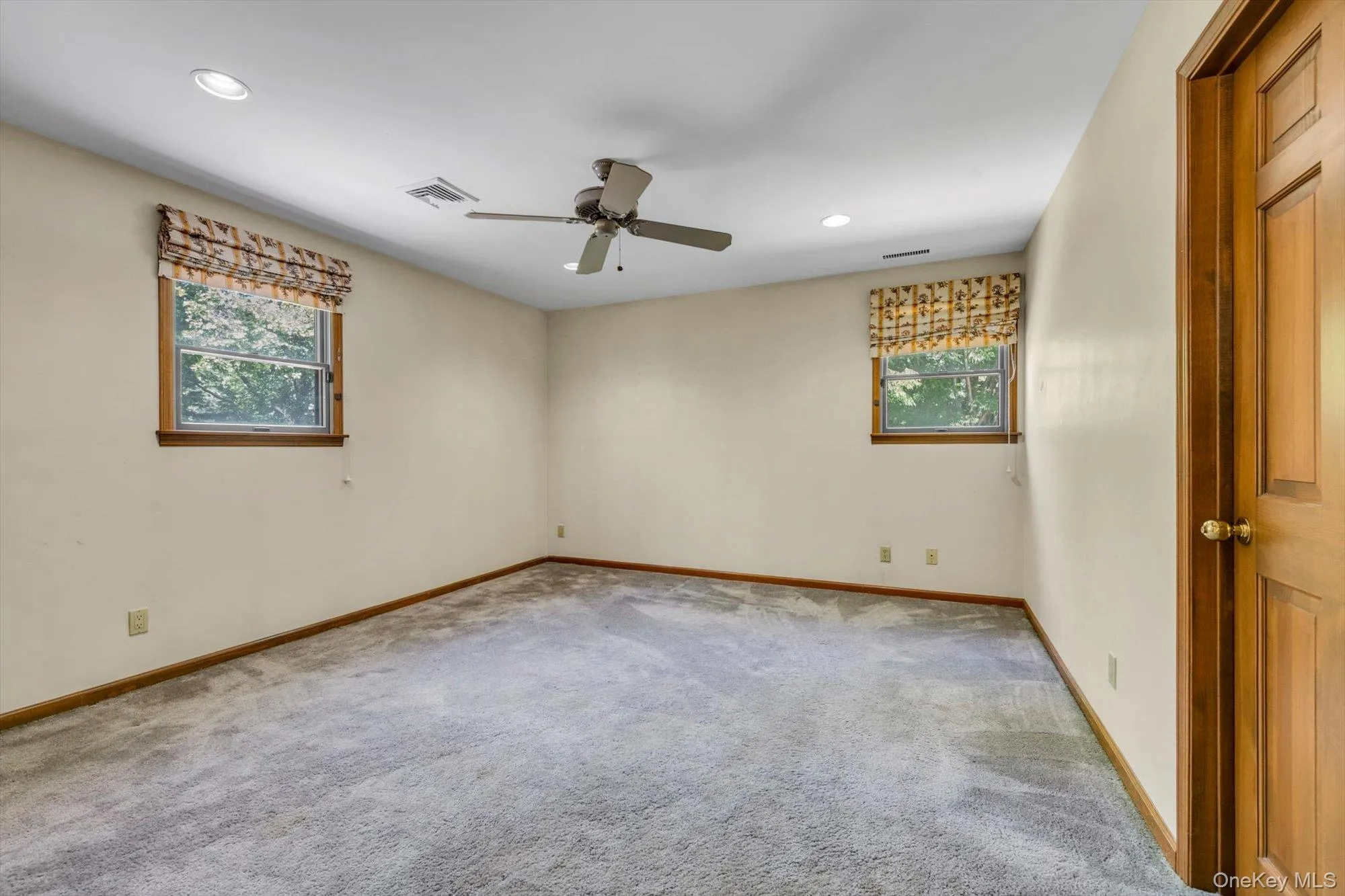 244 Store Hill Road, North Hempstead, NY, 5 Bedrooms Bedrooms, 11 Rooms Rooms,3 BathroomsBathrooms,Residential,For Rent,Store Hill,0,1009534 244 Store Hill Road, North Hempstead, NY, 5 Bedrooms Bedrooms, 11 Rooms Rooms,3 BathroomsBathrooms,Residential,For Rent,Store Hill,0,1009534