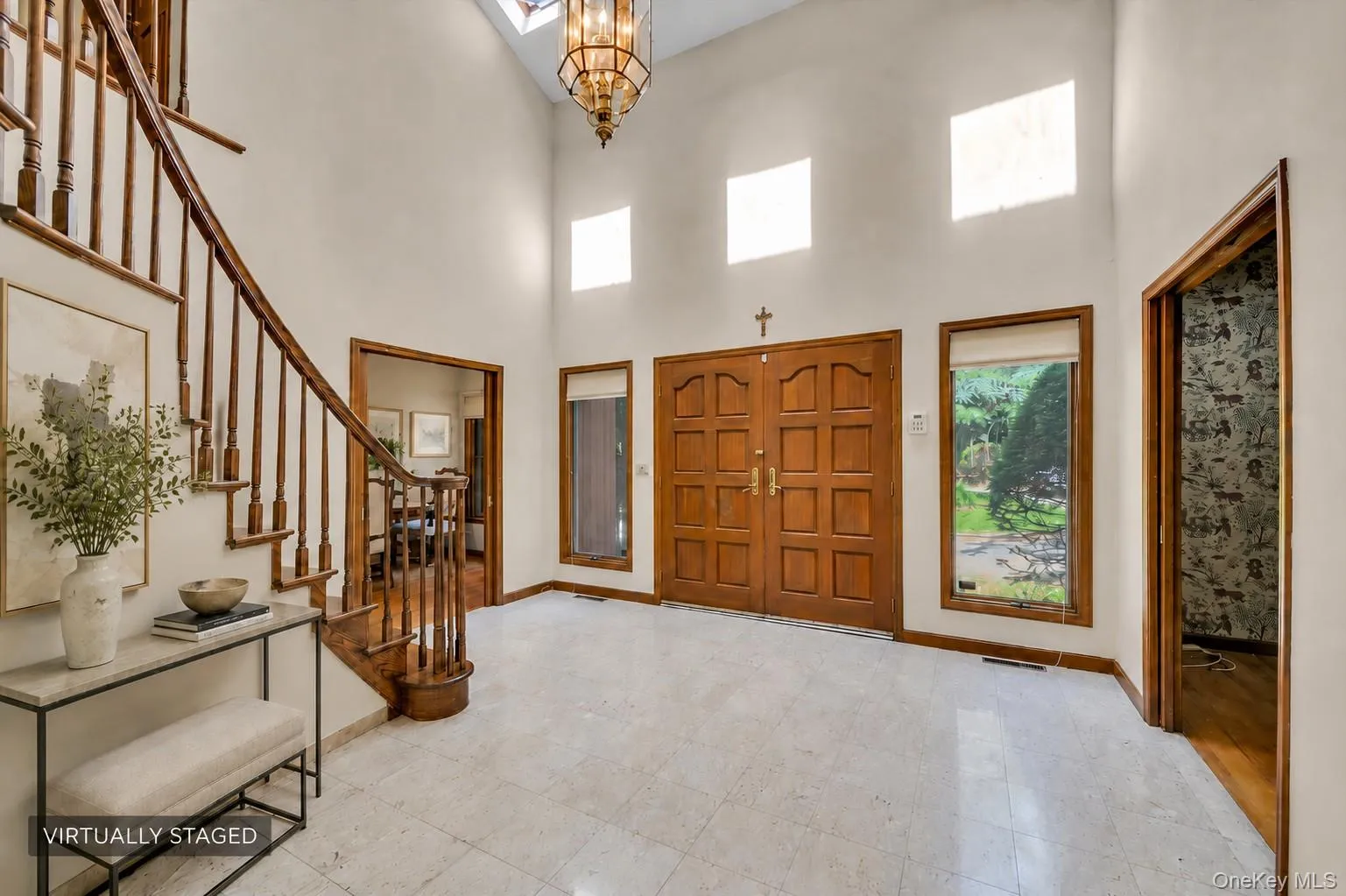 Grand front entry foyer virtually staged Grand front entry foyer virtually staged
