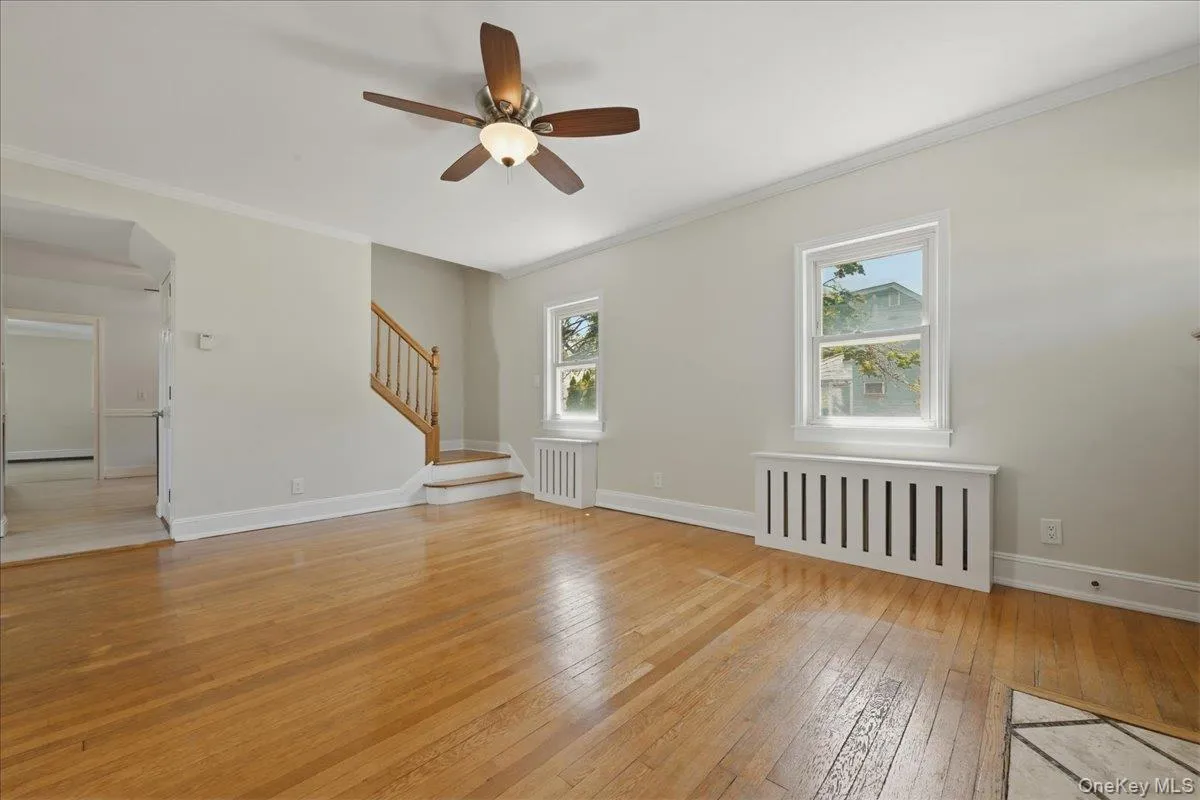 2395 Yorktown Street, Hempstead, NY, 3 Bedrooms Bedrooms, 7 Rooms Rooms,1 BathroomBathrooms,Residential,For Rent,Yorktown,0,1009536 2395 Yorktown Street, Hempstead, NY, 3 Bedrooms Bedrooms, 7 Rooms Rooms,1 BathroomBathrooms,Residential,For Rent,Yorktown,0,1009536
