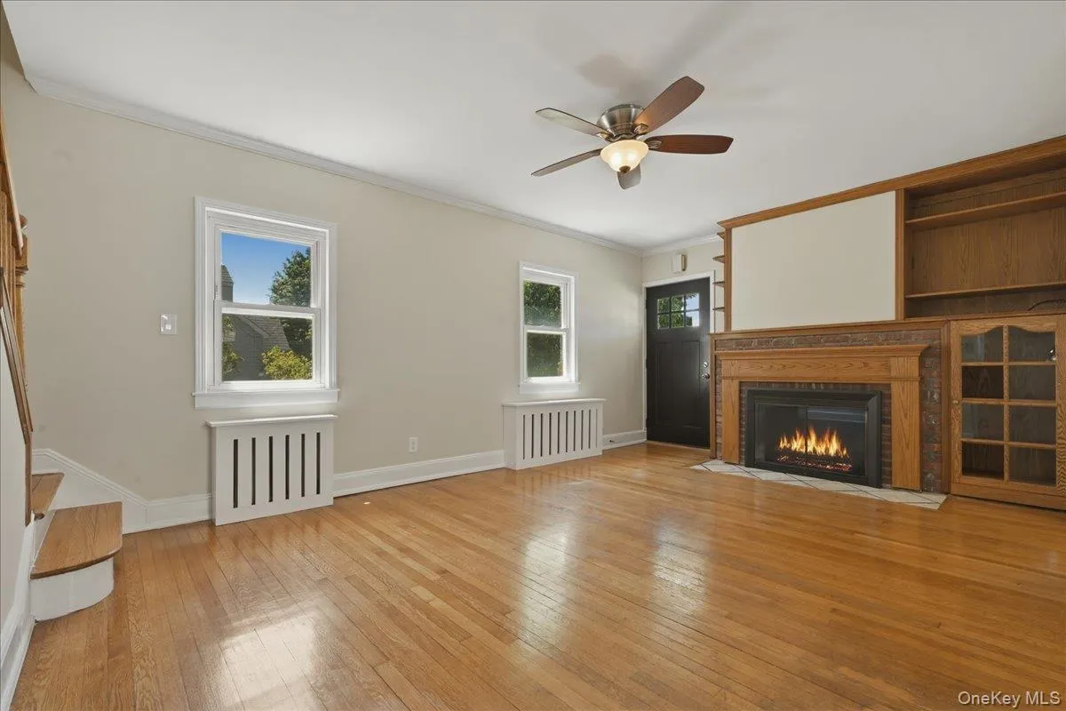 2395 Yorktown Street, Hempstead, NY, 3 Bedrooms Bedrooms, 7 Rooms Rooms,1 BathroomBathrooms,Residential,For Rent,Yorktown,0,1009536 2395 Yorktown Street, Hempstead, NY, 3 Bedrooms Bedrooms, 7 Rooms Rooms,1 BathroomBathrooms,Residential,For Rent,Yorktown,0,1009536