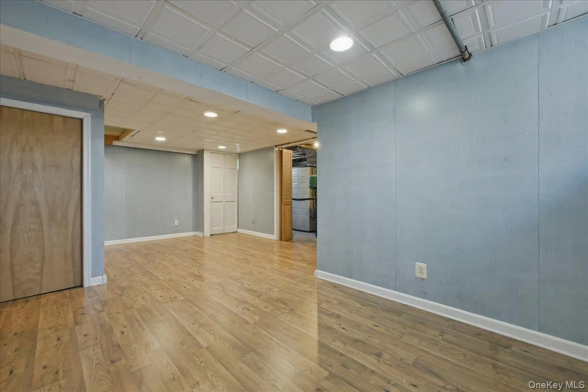 2395 Yorktown Street, Hempstead, NY, 3 Bedrooms Bedrooms, 7 Rooms Rooms,1 BathroomBathrooms,Residential,For Rent,Yorktown,0,1009536 2395 Yorktown Street, Hempstead, NY, 3 Bedrooms Bedrooms, 7 Rooms Rooms,1 BathroomBathrooms,Residential,For Rent,Yorktown,0,1009536