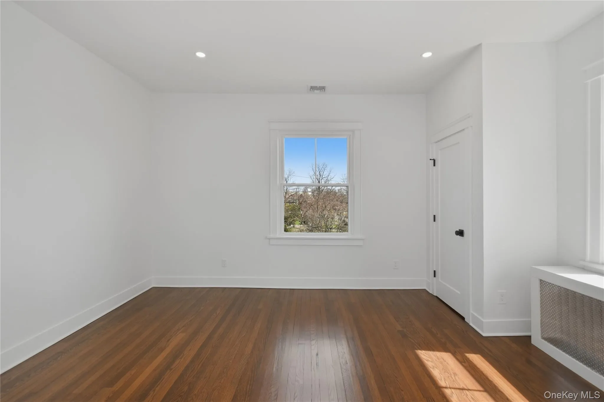 55 Stuyvesant Plaza, Mount Vernon, NY, 4 Bedrooms Bedrooms, 9 Rooms Rooms,3 BathroomsBathrooms,Residential,For Rent,Stuyvesant,0,1009538 55 Stuyvesant Plaza, Mount Vernon, NY, 4 Bedrooms Bedrooms, 9 Rooms Rooms,3 BathroomsBathrooms,Residential,For Rent,Stuyvesant,0,1009538