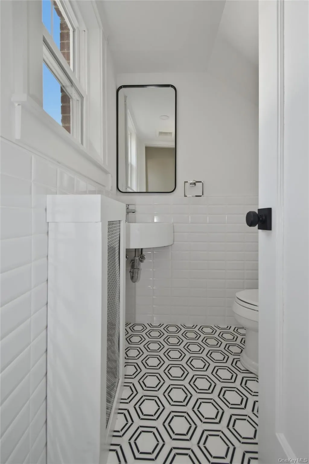 55 Stuyvesant Plaza, Mount Vernon, NY, 4 Bedrooms Bedrooms, 9 Rooms Rooms,3 BathroomsBathrooms,Residential,For Rent,Stuyvesant,0,1009538 55 Stuyvesant Plaza, Mount Vernon, NY, 4 Bedrooms Bedrooms, 9 Rooms Rooms,3 BathroomsBathrooms,Residential,For Rent,Stuyvesant,0,1009538