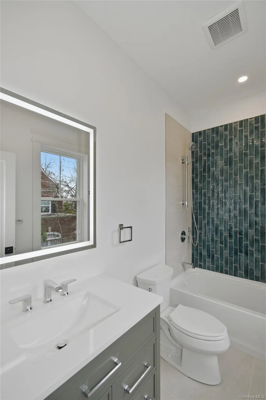 55 Stuyvesant Plaza, Mount Vernon, NY, 4 Bedrooms Bedrooms, 9 Rooms Rooms,3 BathroomsBathrooms,Residential,For Rent,Stuyvesant,0,1009538 55 Stuyvesant Plaza, Mount Vernon, NY, 4 Bedrooms Bedrooms, 9 Rooms Rooms,3 BathroomsBathrooms,Residential,For Rent,Stuyvesant,0,1009538
