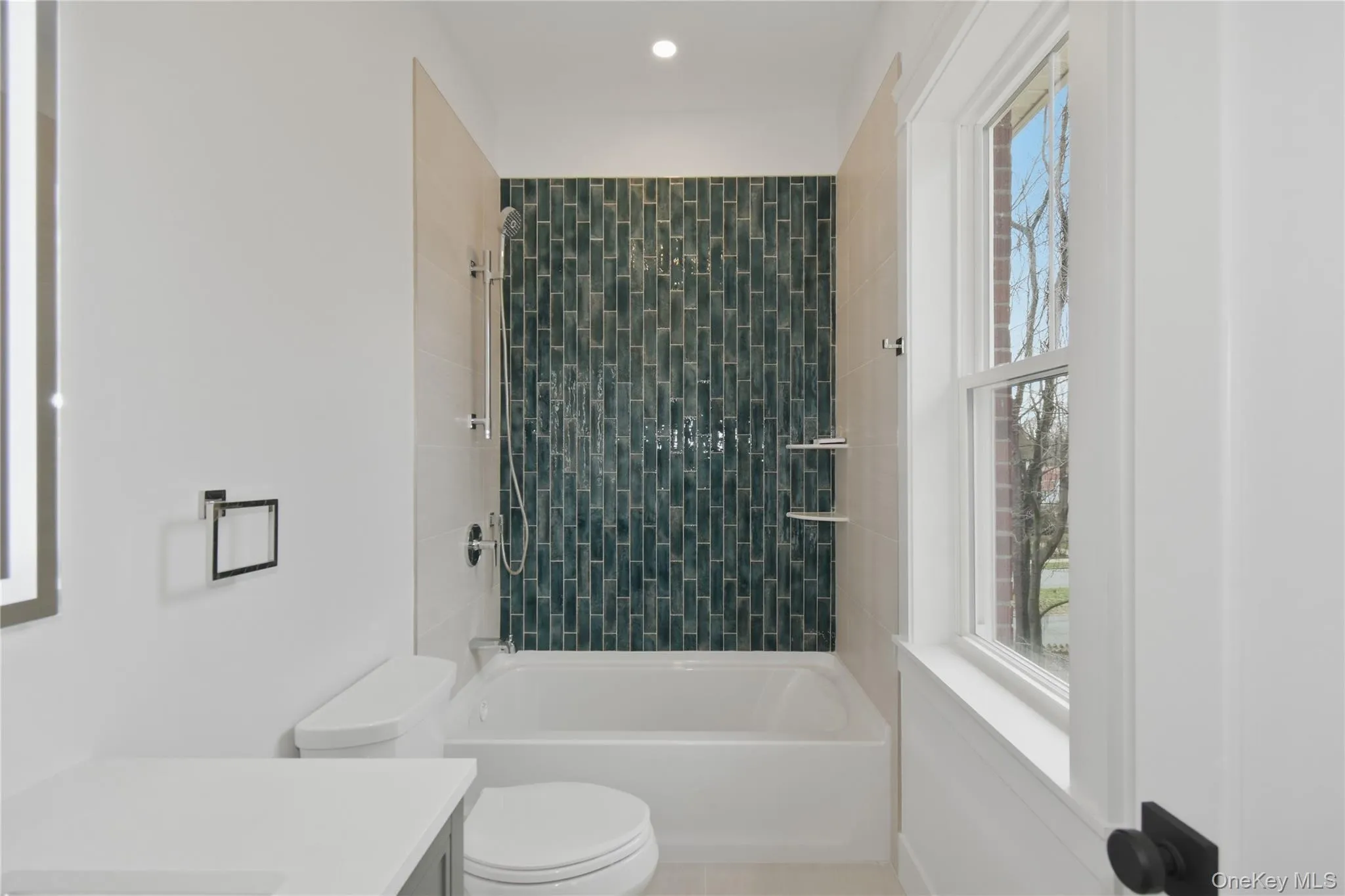 55 Stuyvesant Plaza, Mount Vernon, NY, 4 Bedrooms Bedrooms, 9 Rooms Rooms,3 BathroomsBathrooms,Residential,For Rent,Stuyvesant,0,1009538 55 Stuyvesant Plaza, Mount Vernon, NY, 4 Bedrooms Bedrooms, 9 Rooms Rooms,3 BathroomsBathrooms,Residential,For Rent,Stuyvesant,0,1009538