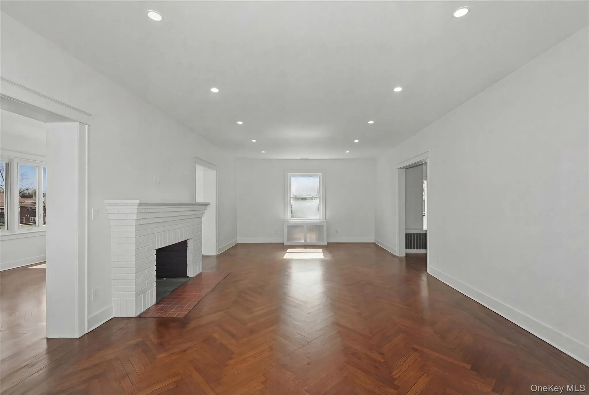 55 Stuyvesant Plaza, Mount Vernon, NY, 4 Bedrooms Bedrooms, 9 Rooms Rooms,3 BathroomsBathrooms,Residential,For Rent,Stuyvesant,0,1009538 55 Stuyvesant Plaza, Mount Vernon, NY, 4 Bedrooms Bedrooms, 9 Rooms Rooms,3 BathroomsBathrooms,Residential,For Rent,Stuyvesant,0,1009538