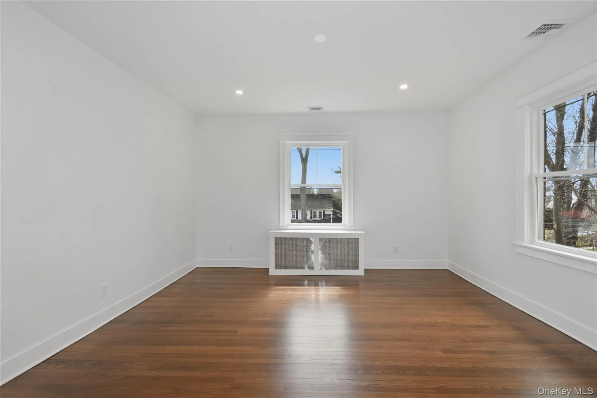 55 Stuyvesant Plaza, Mount Vernon, NY, 4 Bedrooms Bedrooms, 9 Rooms Rooms,3 BathroomsBathrooms,Residential,For Rent,Stuyvesant,0,1009538 55 Stuyvesant Plaza, Mount Vernon, NY, 4 Bedrooms Bedrooms, 9 Rooms Rooms,3 BathroomsBathrooms,Residential,For Rent,Stuyvesant,0,1009538
