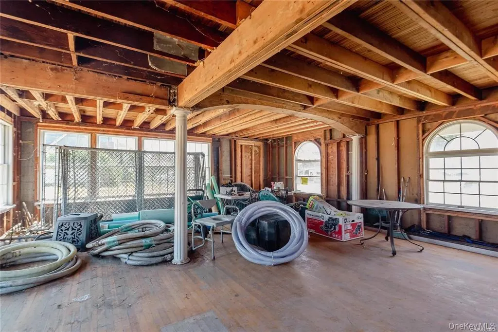 187 Sequams Lane Center, Islip, NY, 3 Bedrooms Bedrooms, 7 Rooms Rooms,2 BathroomsBathrooms,Residential,For Rent,Sequams Lane,0,1009539 187 Sequams Lane Center, Islip, NY, 3 Bedrooms Bedrooms, 7 Rooms Rooms,2 BathroomsBathrooms,Residential,For Rent,Sequams Lane,0,1009539