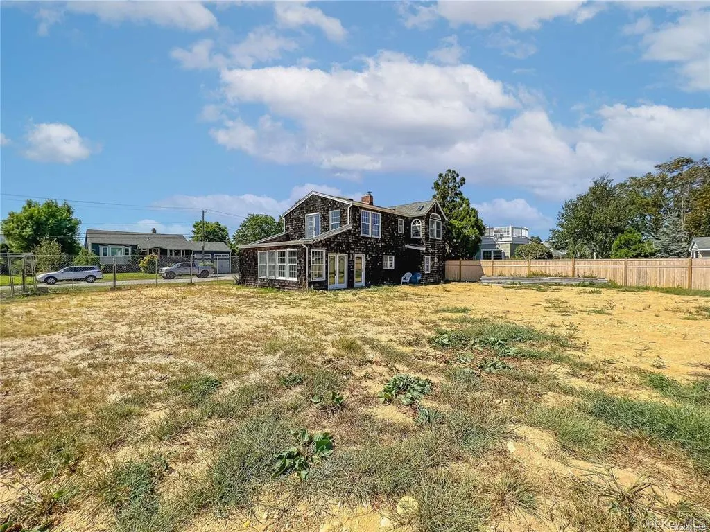 187 Sequams Lane Center, Islip, NY, 3 Bedrooms Bedrooms, 7 Rooms Rooms,2 BathroomsBathrooms,Residential,For Rent,Sequams Lane,0,1009539 187 Sequams Lane Center, Islip, NY, 3 Bedrooms Bedrooms, 7 Rooms Rooms,2 BathroomsBathrooms,Residential,For Rent,Sequams Lane,0,1009539