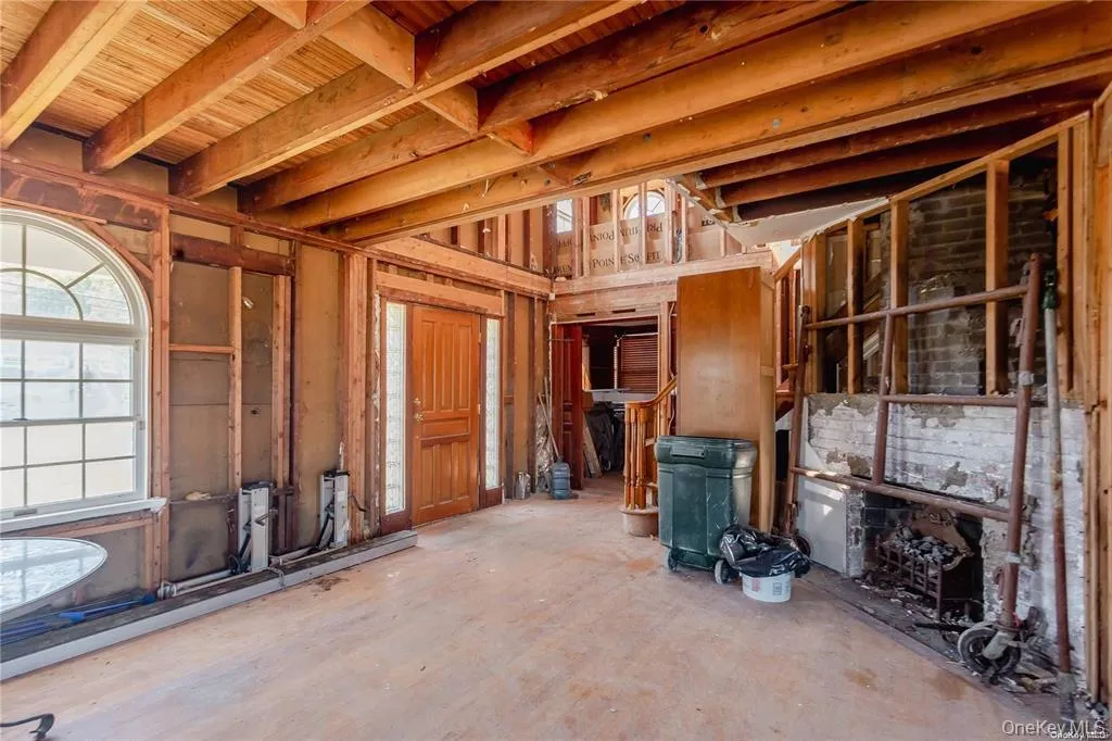 187 Sequams Lane Center, Islip, NY, 3 Bedrooms Bedrooms, 7 Rooms Rooms,2 BathroomsBathrooms,Residential,For Rent,Sequams Lane,0,1009539 187 Sequams Lane Center, Islip, NY, 3 Bedrooms Bedrooms, 7 Rooms Rooms,2 BathroomsBathrooms,Residential,For Rent,Sequams Lane,0,1009539
