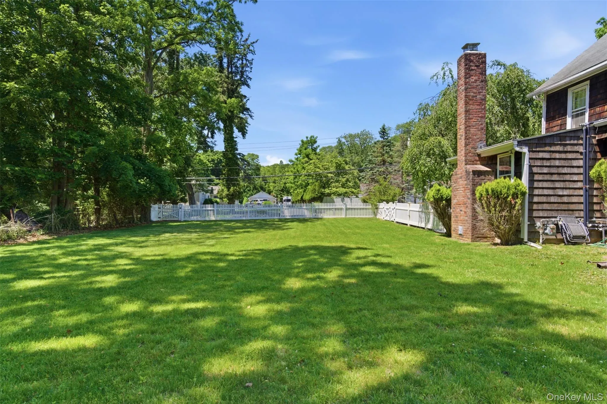 4 Landing Meadow Road, Smithtown, NY, 3 Bedrooms Bedrooms, 8 Rooms Rooms,2 BathroomsBathrooms,Residential,For Rent,Landing Meadow,0,1009540 4 Landing Meadow Road, Smithtown, NY, 3 Bedrooms Bedrooms, 8 Rooms Rooms,2 BathroomsBathrooms,Residential,For Rent,Landing Meadow,0,1009540