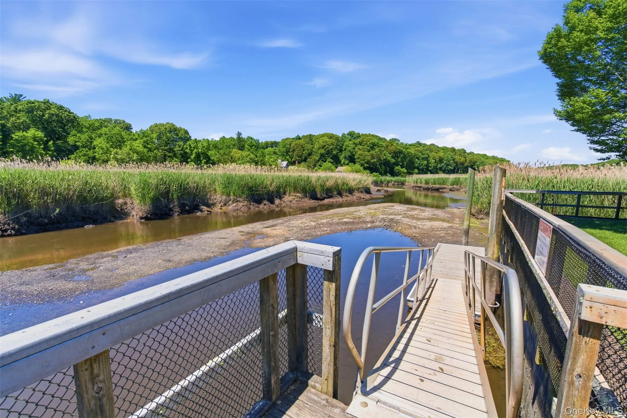 4 Landing Meadow Road, Smithtown, NY, 3 Bedrooms Bedrooms, 8 Rooms Rooms,2 BathroomsBathrooms,Residential,For Rent,Landing Meadow,0,1009540 4 Landing Meadow Road, Smithtown, NY, 3 Bedrooms Bedrooms, 8 Rooms Rooms,2 BathroomsBathrooms,Residential,For Rent,Landing Meadow,0,1009540