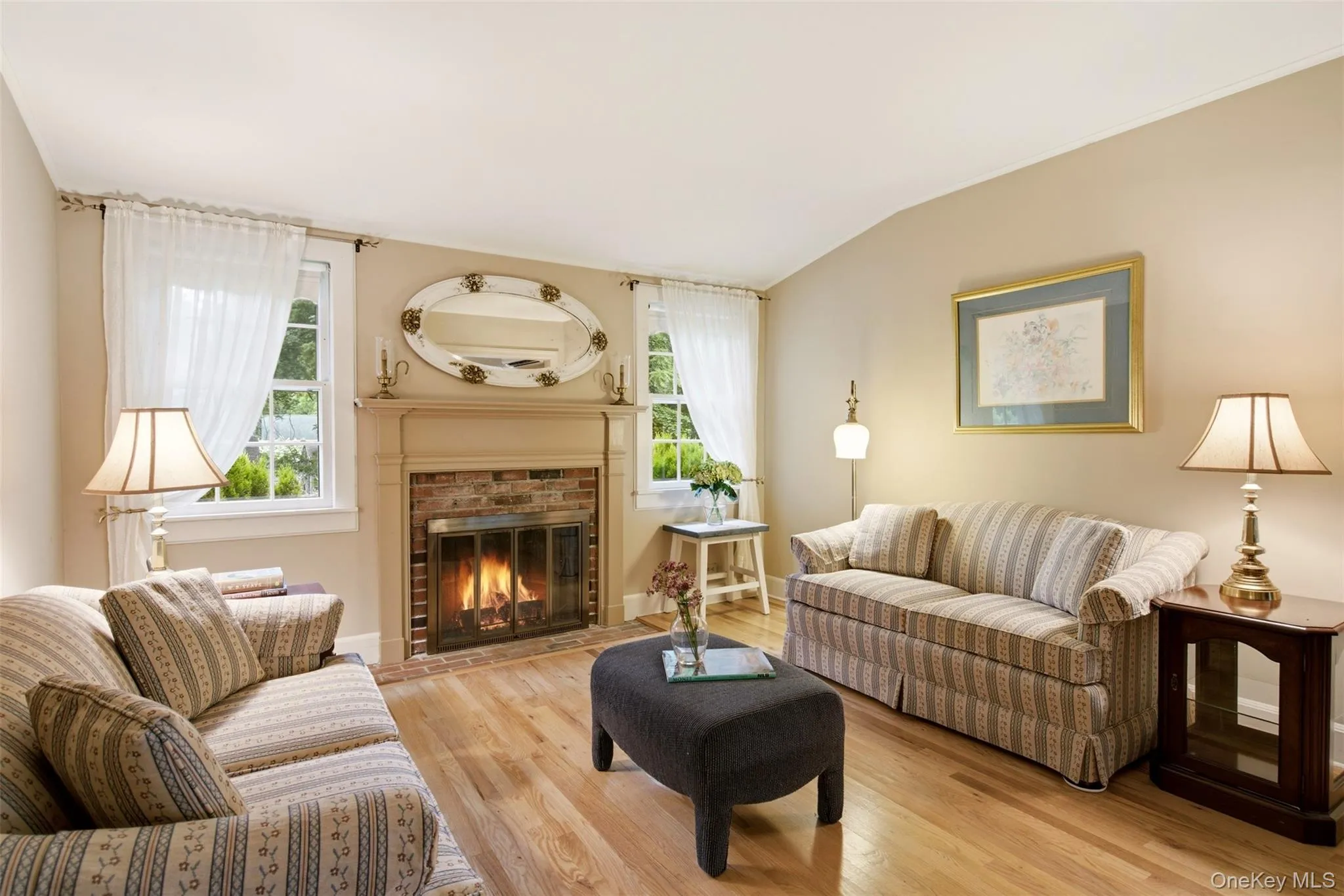 4 Landing Meadow Road, Smithtown, NY, 3 Bedrooms Bedrooms, 8 Rooms Rooms,2 BathroomsBathrooms,Residential,For Rent,Landing Meadow,0,1009540 4 Landing Meadow Road, Smithtown, NY, 3 Bedrooms Bedrooms, 8 Rooms Rooms,2 BathroomsBathrooms,Residential,For Rent,Landing Meadow,0,1009540