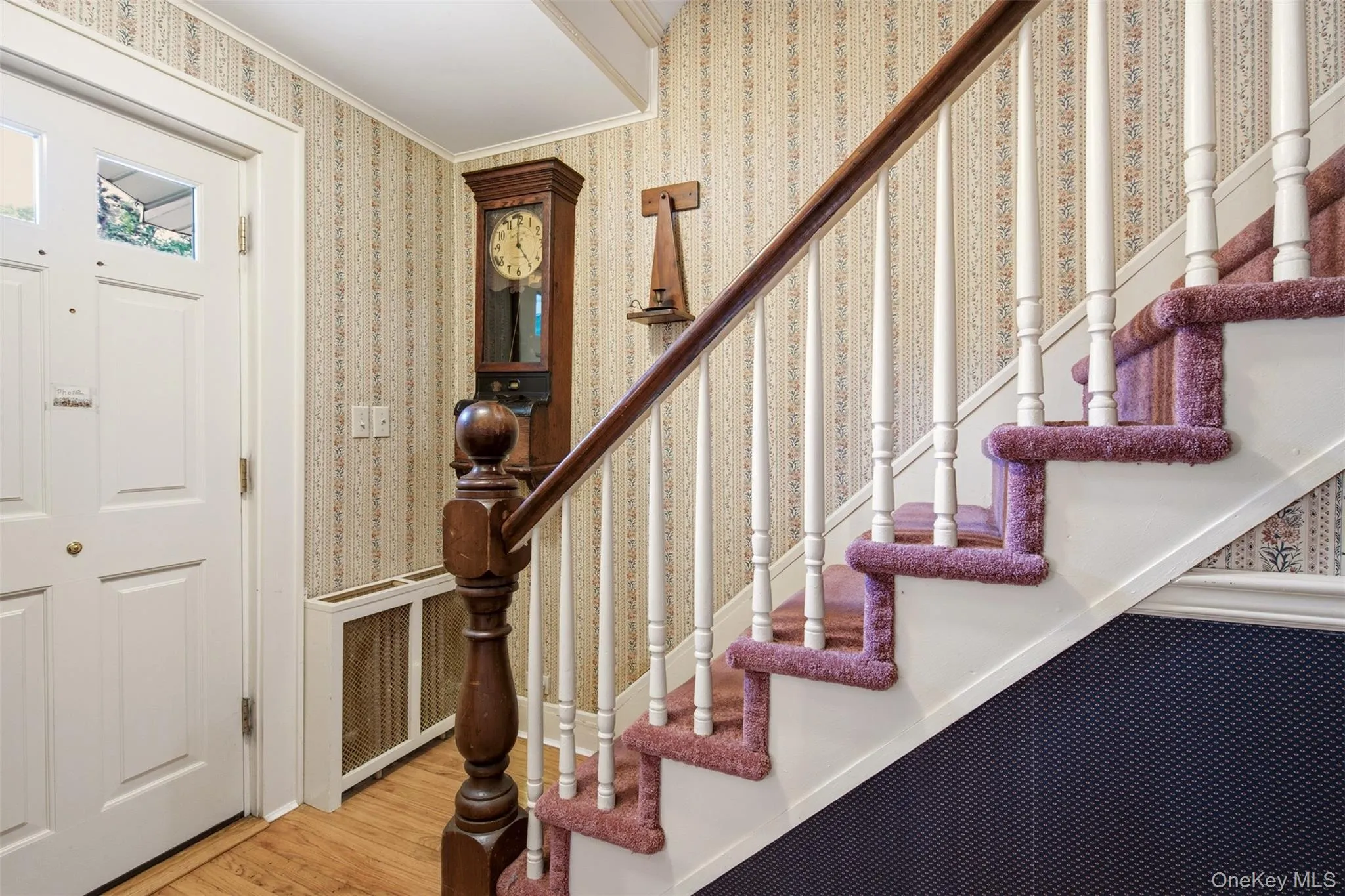 4 Landing Meadow Road, Smithtown, NY, 3 Bedrooms Bedrooms, 8 Rooms Rooms,2 BathroomsBathrooms,Residential,For Rent,Landing Meadow,0,1009540 4 Landing Meadow Road, Smithtown, NY, 3 Bedrooms Bedrooms, 8 Rooms Rooms,2 BathroomsBathrooms,Residential,For Rent,Landing Meadow,0,1009540