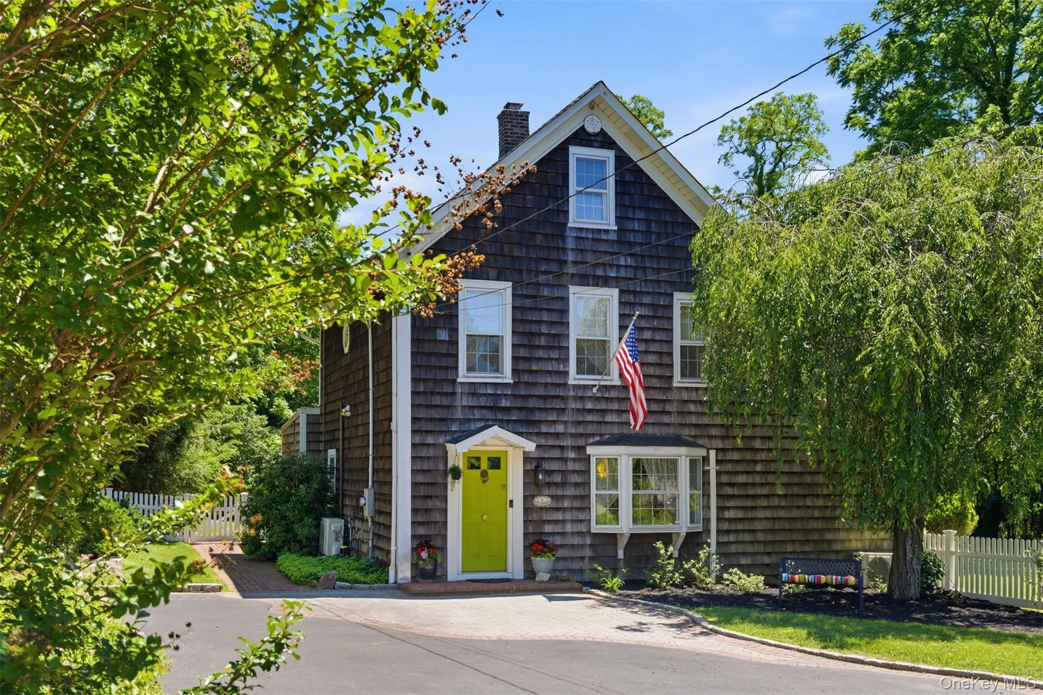 4 Landing Meadow Road, Smithtown, NY, 3 Bedrooms Bedrooms, 8 Rooms Rooms,2 BathroomsBathrooms,Residential,For Rent,Landing Meadow,0,1009540 4 Landing Meadow Road, Smithtown, NY, 3 Bedrooms Bedrooms, 8 Rooms Rooms,2 BathroomsBathrooms,Residential,For Rent,Landing Meadow,0,1009540