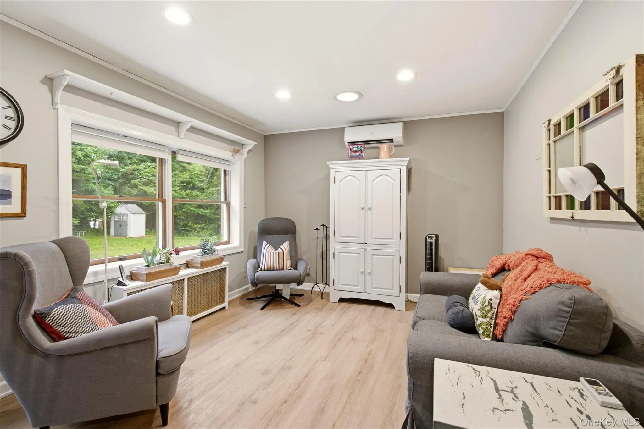 4 Landing Meadow Road, Smithtown, NY, 3 Bedrooms Bedrooms, 8 Rooms Rooms,2 BathroomsBathrooms,Residential,For Rent,Landing Meadow,0,1009540 4 Landing Meadow Road, Smithtown, NY, 3 Bedrooms Bedrooms, 8 Rooms Rooms,2 BathroomsBathrooms,Residential,For Rent,Landing Meadow,0,1009540