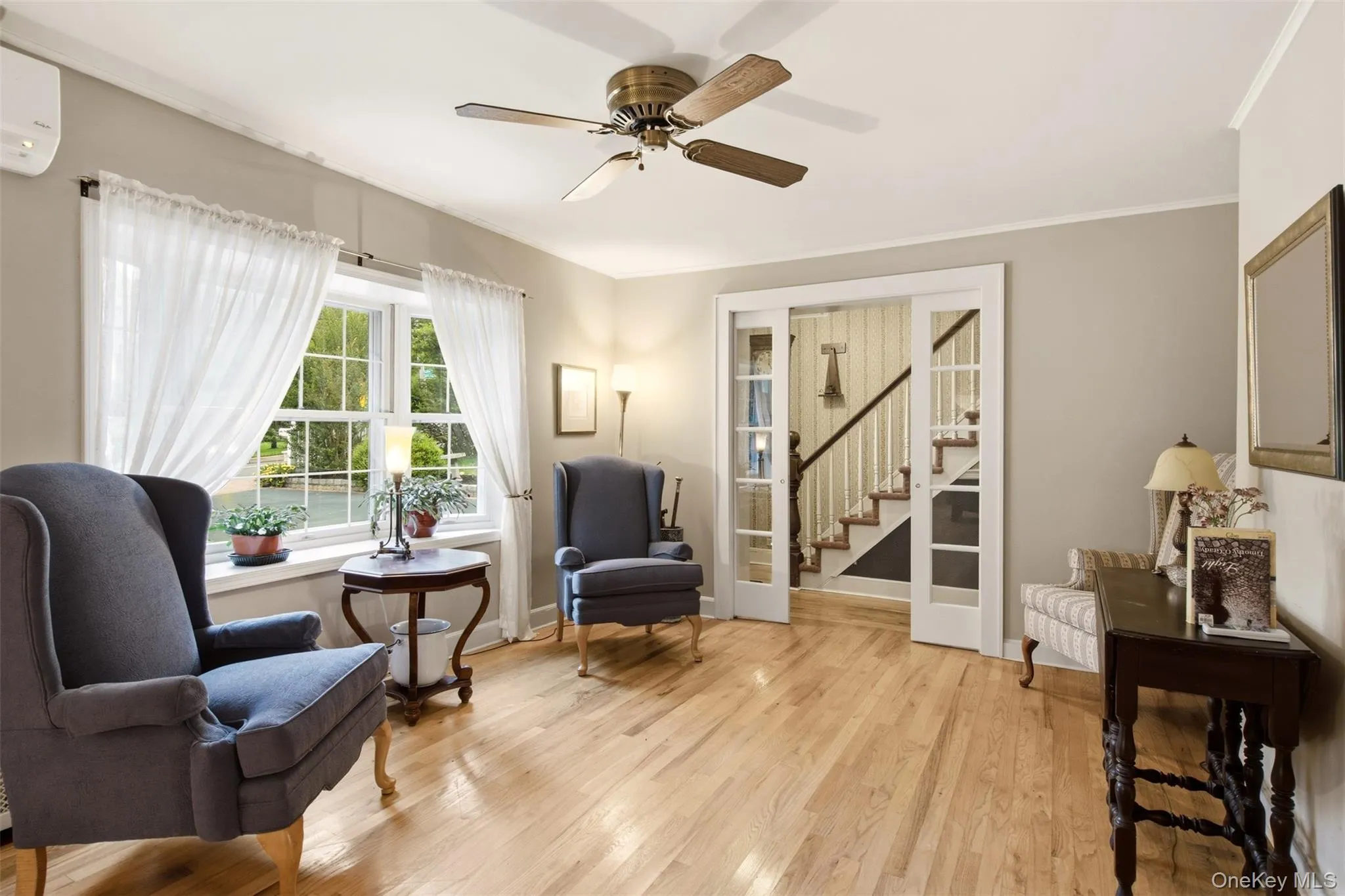 4 Landing Meadow Road, Smithtown, NY, 3 Bedrooms Bedrooms, 8 Rooms Rooms,2 BathroomsBathrooms,Residential,For Rent,Landing Meadow,0,1009540 4 Landing Meadow Road, Smithtown, NY, 3 Bedrooms Bedrooms, 8 Rooms Rooms,2 BathroomsBathrooms,Residential,For Rent,Landing Meadow,0,1009540