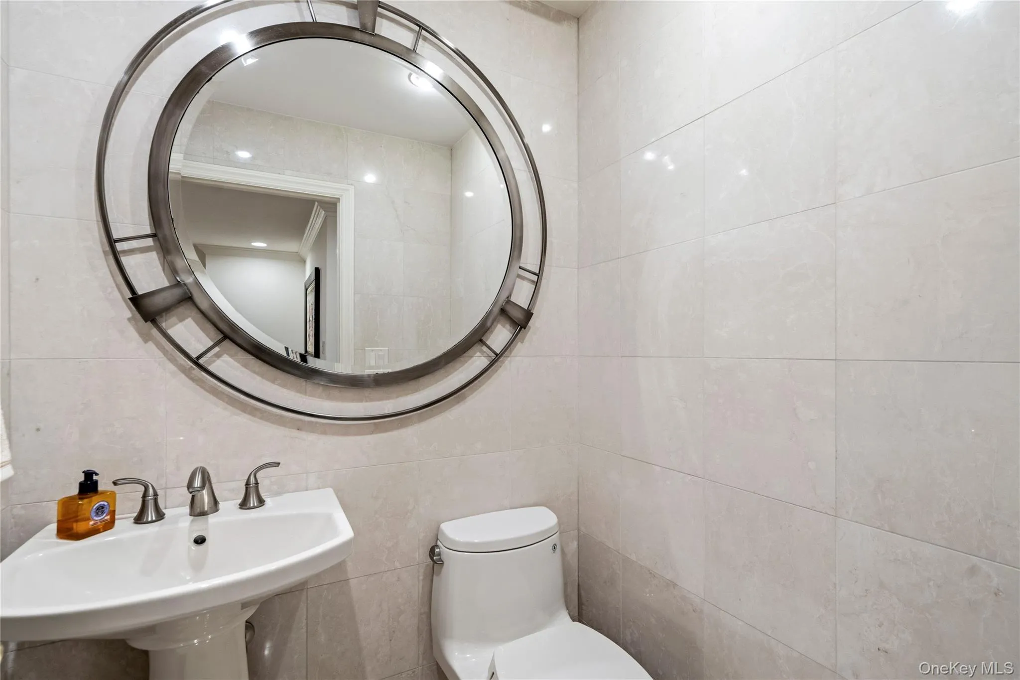 265 Sparrow Drive, North Hempstead, NY, 2 Bedrooms Bedrooms, 8 Rooms Rooms,2 BathroomsBathrooms,Residential,For Rent,Sparrow,0,1009542 265 Sparrow Drive, North Hempstead, NY, 2 Bedrooms Bedrooms, 8 Rooms Rooms,2 BathroomsBathrooms,Residential,For Rent,Sparrow,0,1009542