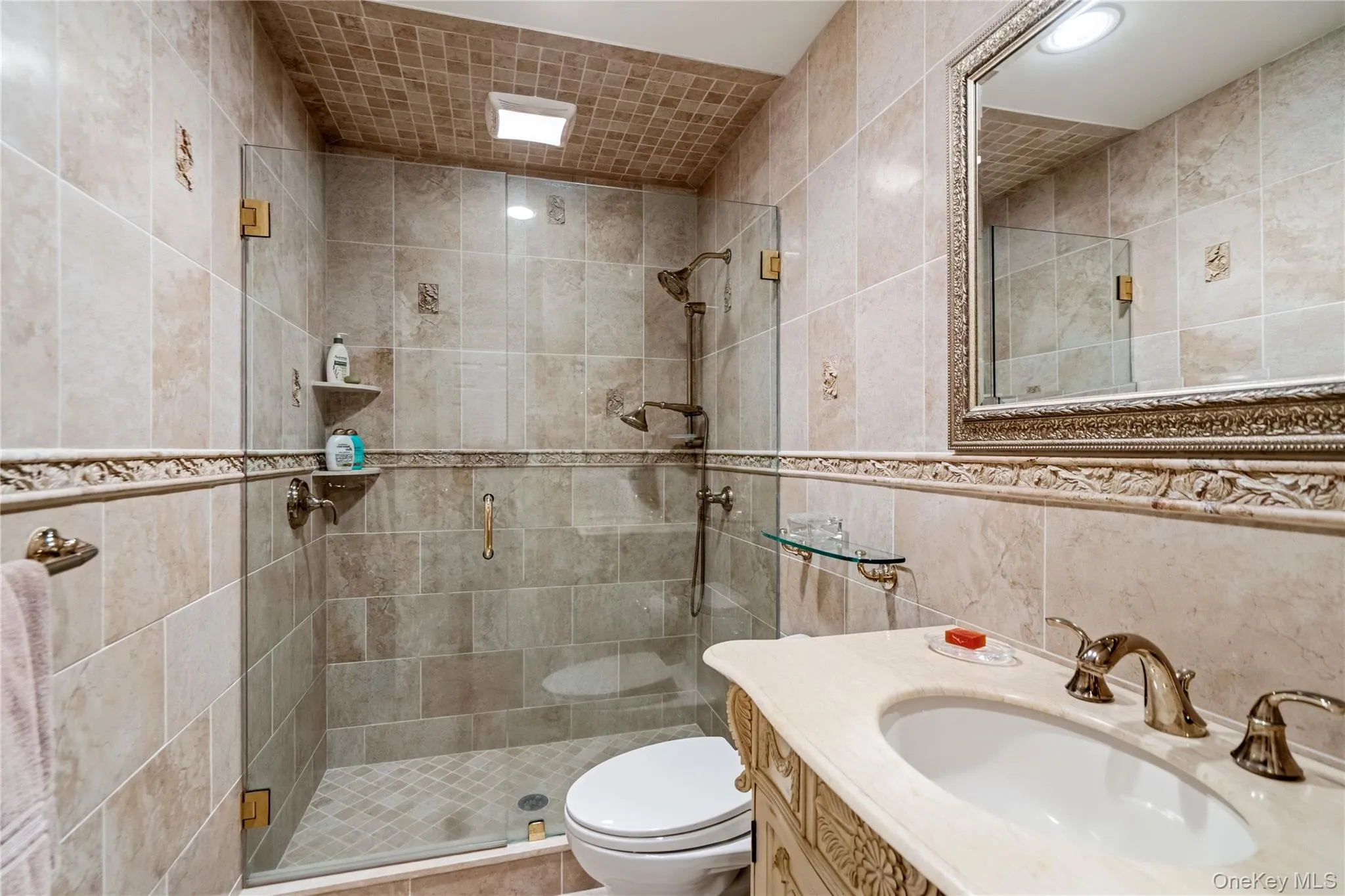 265 Sparrow Drive, North Hempstead, NY, 2 Bedrooms Bedrooms, 8 Rooms Rooms,2 BathroomsBathrooms,Residential,For Rent,Sparrow,0,1009542 265 Sparrow Drive, North Hempstead, NY, 2 Bedrooms Bedrooms, 8 Rooms Rooms,2 BathroomsBathrooms,Residential,For Rent,Sparrow,0,1009542