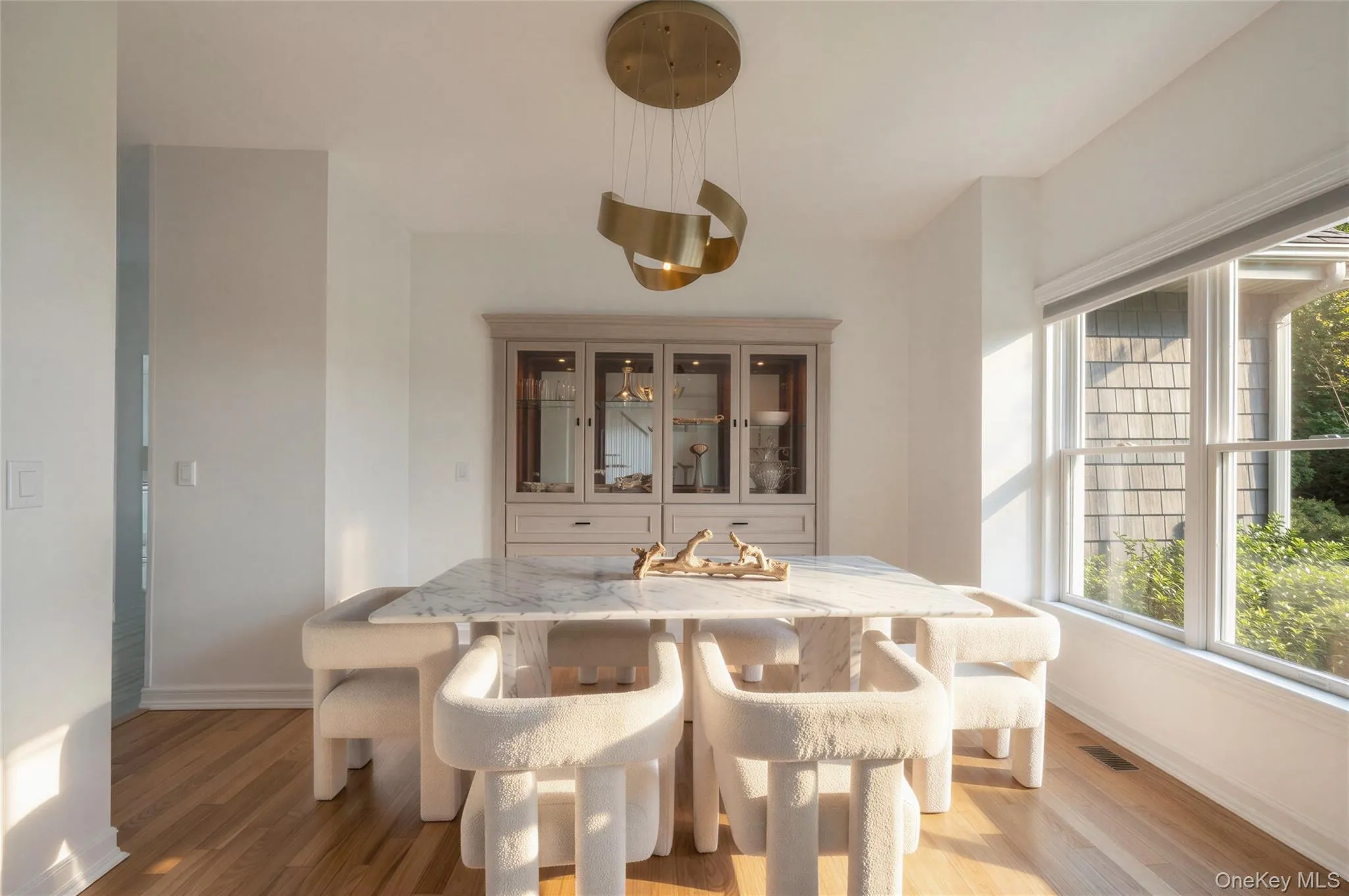 196 Country Road, Southampton, NY, 4 Bedrooms Bedrooms, 9 Rooms Rooms,3 BathroomsBathrooms,Residential,For Rent,Country,0,1009548 196 Country Road, Southampton, NY, 4 Bedrooms Bedrooms, 9 Rooms Rooms,3 BathroomsBathrooms,Residential,For Rent,Country,0,1009548