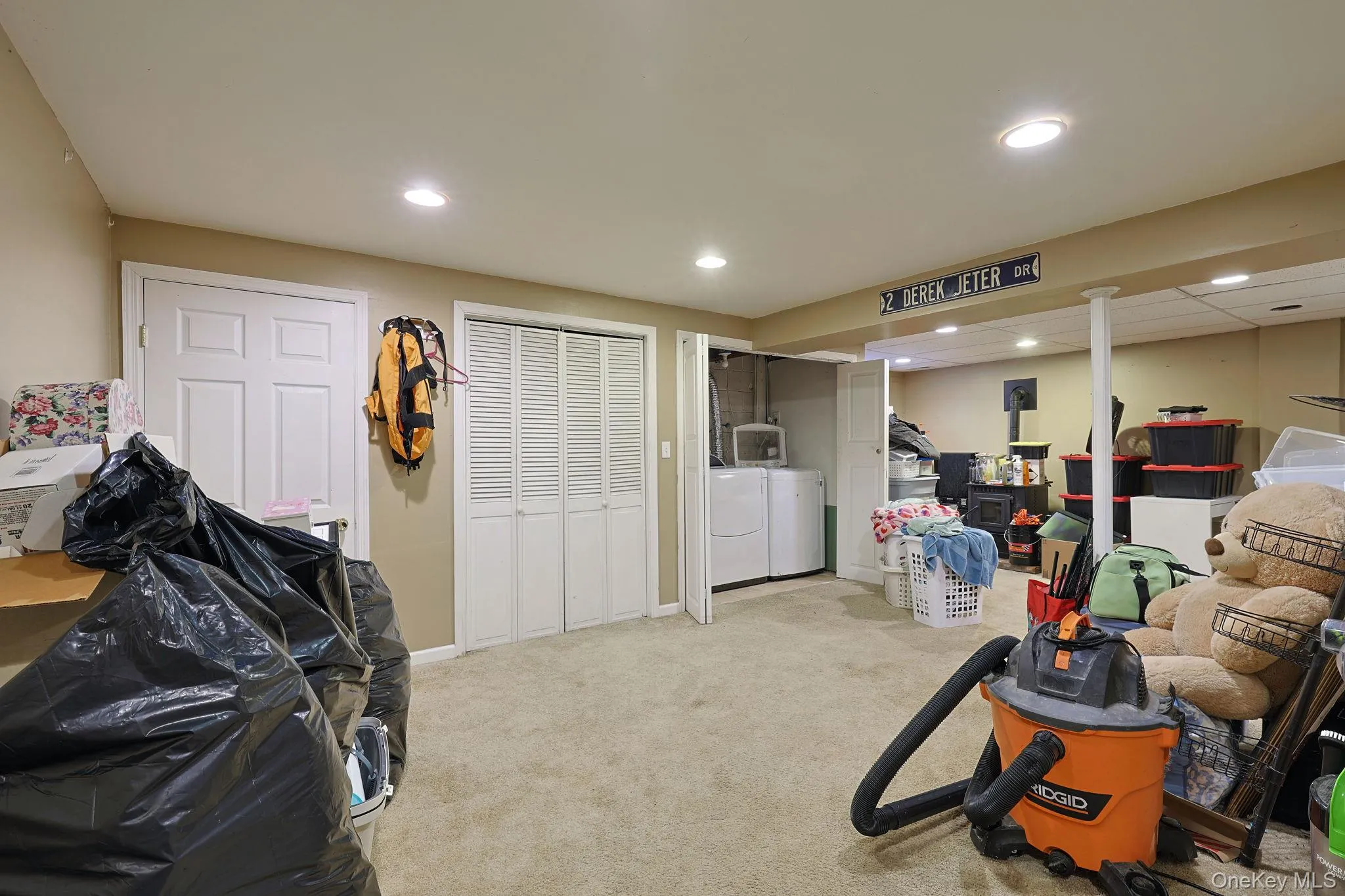 57 Elk Road, East Fishkill, NY, 3 Bedrooms Bedrooms, 7 Rooms Rooms,1 BathroomBathrooms,Residential,For Rent,Elk,0,1009549 57 Elk Road, East Fishkill, NY, 3 Bedrooms Bedrooms, 7 Rooms Rooms,1 BathroomBathrooms,Residential,For Rent,Elk,0,1009549