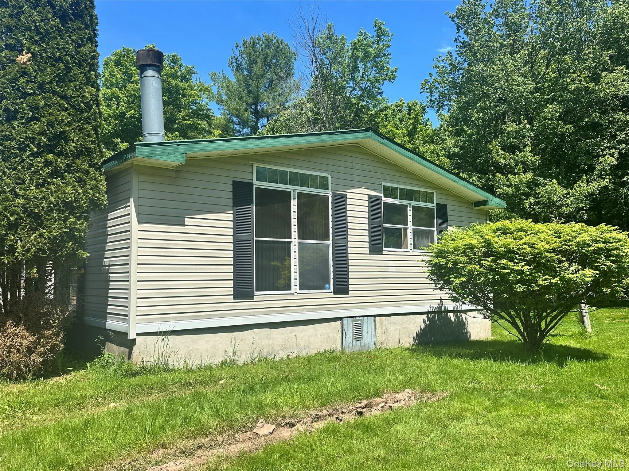 375 Harris Road, Thompson, NY, 3 Bedrooms Bedrooms, 9 Rooms Rooms,2 BathroomsBathrooms,Residential,For Rent,Harris,0,1009551 375 Harris Road, Thompson, NY, 3 Bedrooms Bedrooms, 9 Rooms Rooms,2 BathroomsBathrooms,Residential,For Rent,Harris,0,1009551