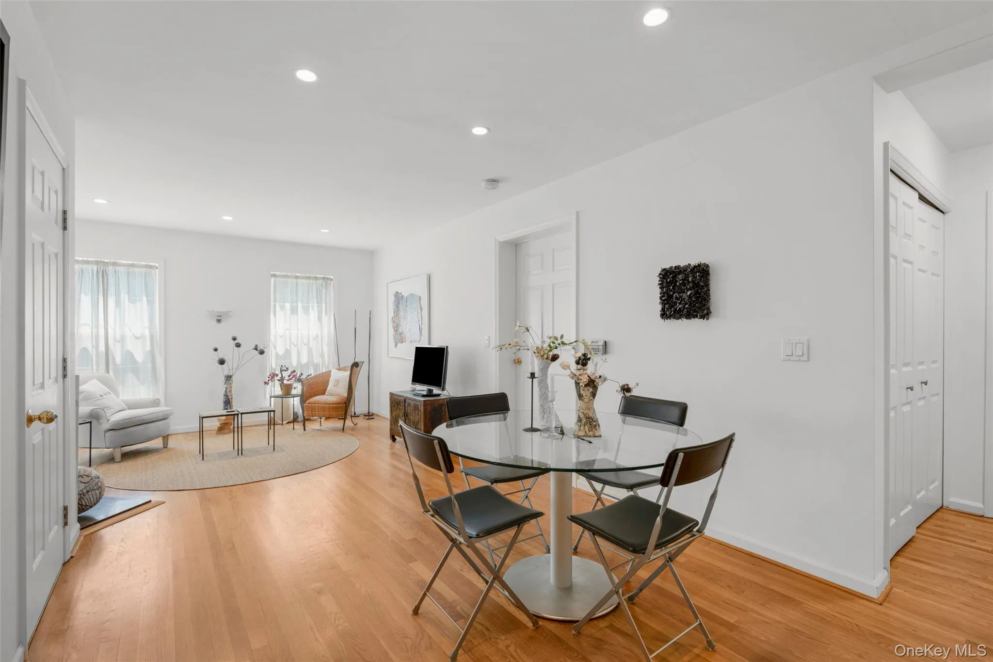 398 Cortlandt Avenue, Mamaroneck, NY, 2 Bedrooms Bedrooms, 5 Rooms Rooms,2 BathroomsBathrooms,Residential,For Rent,Cortlandt,0,1009552 398 Cortlandt Avenue, Mamaroneck, NY, 2 Bedrooms Bedrooms, 5 Rooms Rooms,2 BathroomsBathrooms,Residential,For Rent,Cortlandt,0,1009552