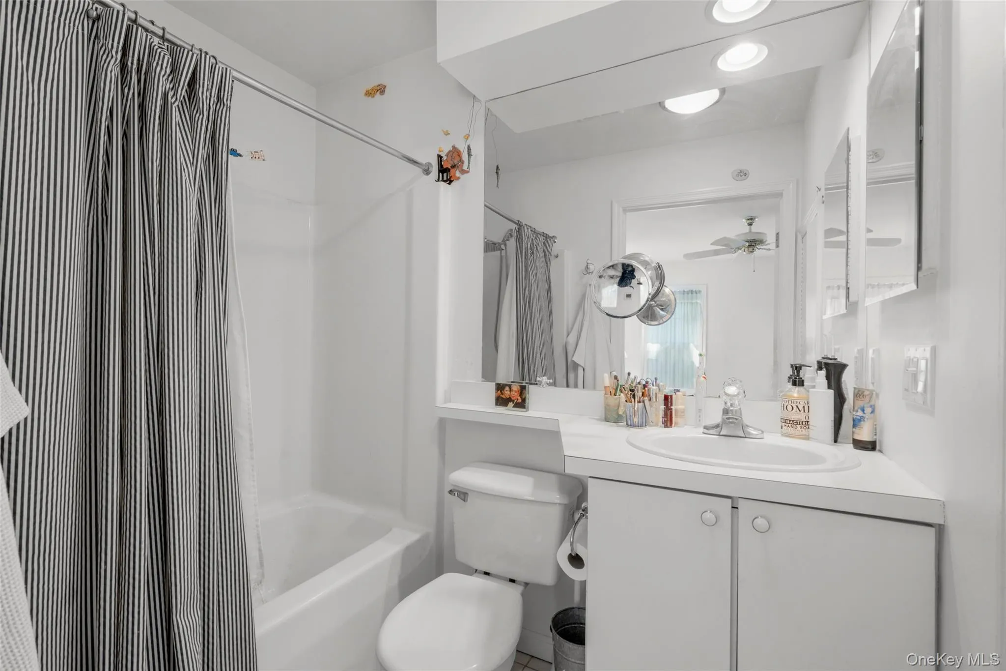 398 Cortlandt Avenue, Mamaroneck, NY, 2 Bedrooms Bedrooms, 5 Rooms Rooms,2 BathroomsBathrooms,Residential,For Rent,Cortlandt,0,1009552 398 Cortlandt Avenue, Mamaroneck, NY, 2 Bedrooms Bedrooms, 5 Rooms Rooms,2 BathroomsBathrooms,Residential,For Rent,Cortlandt,0,1009552