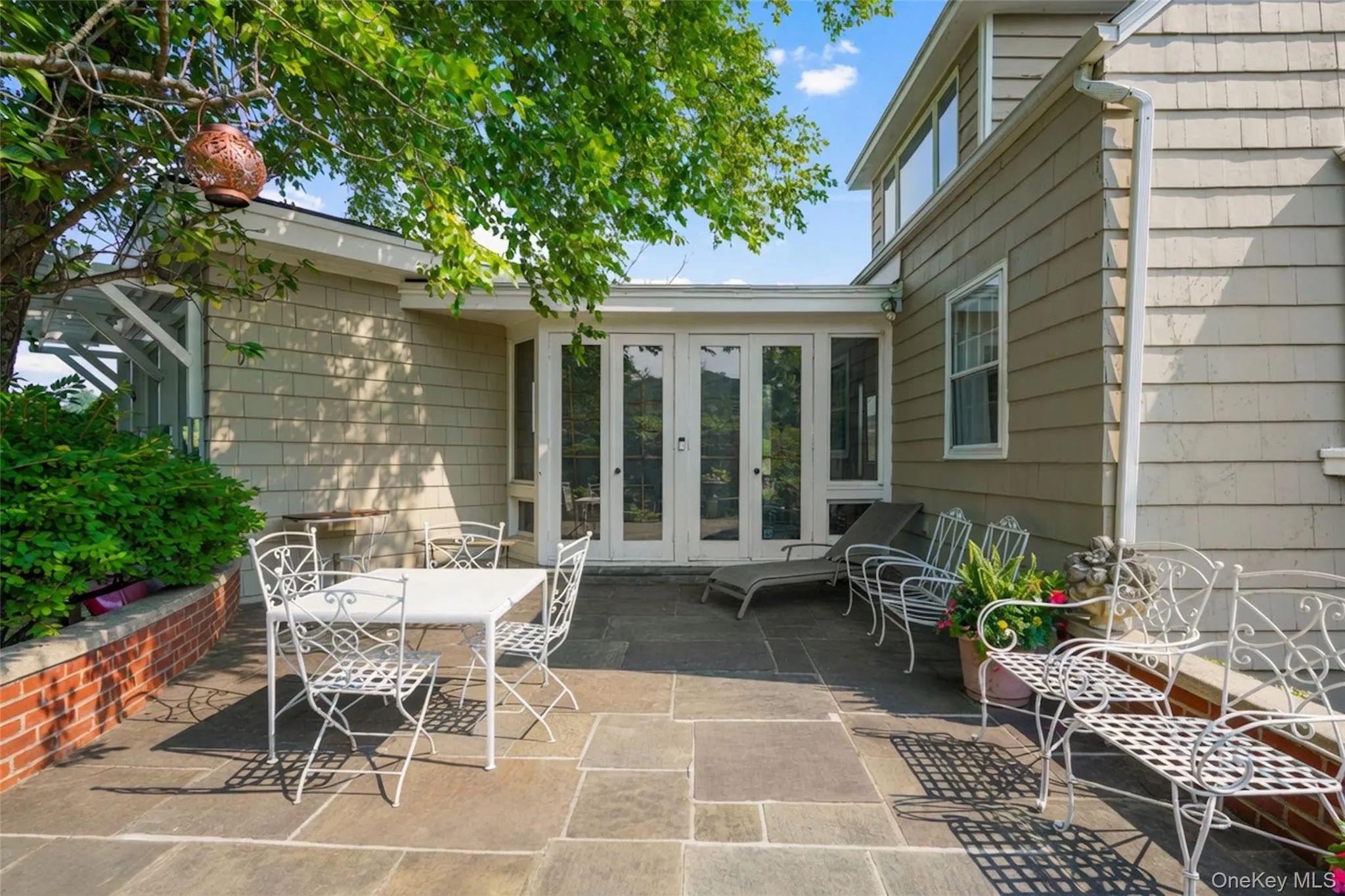 68 Woodbine Avenue, Mamaroneck, NY, 3 Bedrooms Bedrooms, 7 Rooms Rooms,2 BathroomsBathrooms,Residential,For Rent,Woodbine,0,1009553 68 Woodbine Avenue, Mamaroneck, NY, 3 Bedrooms Bedrooms, 7 Rooms Rooms,2 BathroomsBathrooms,Residential,For Rent,Woodbine,0,1009553