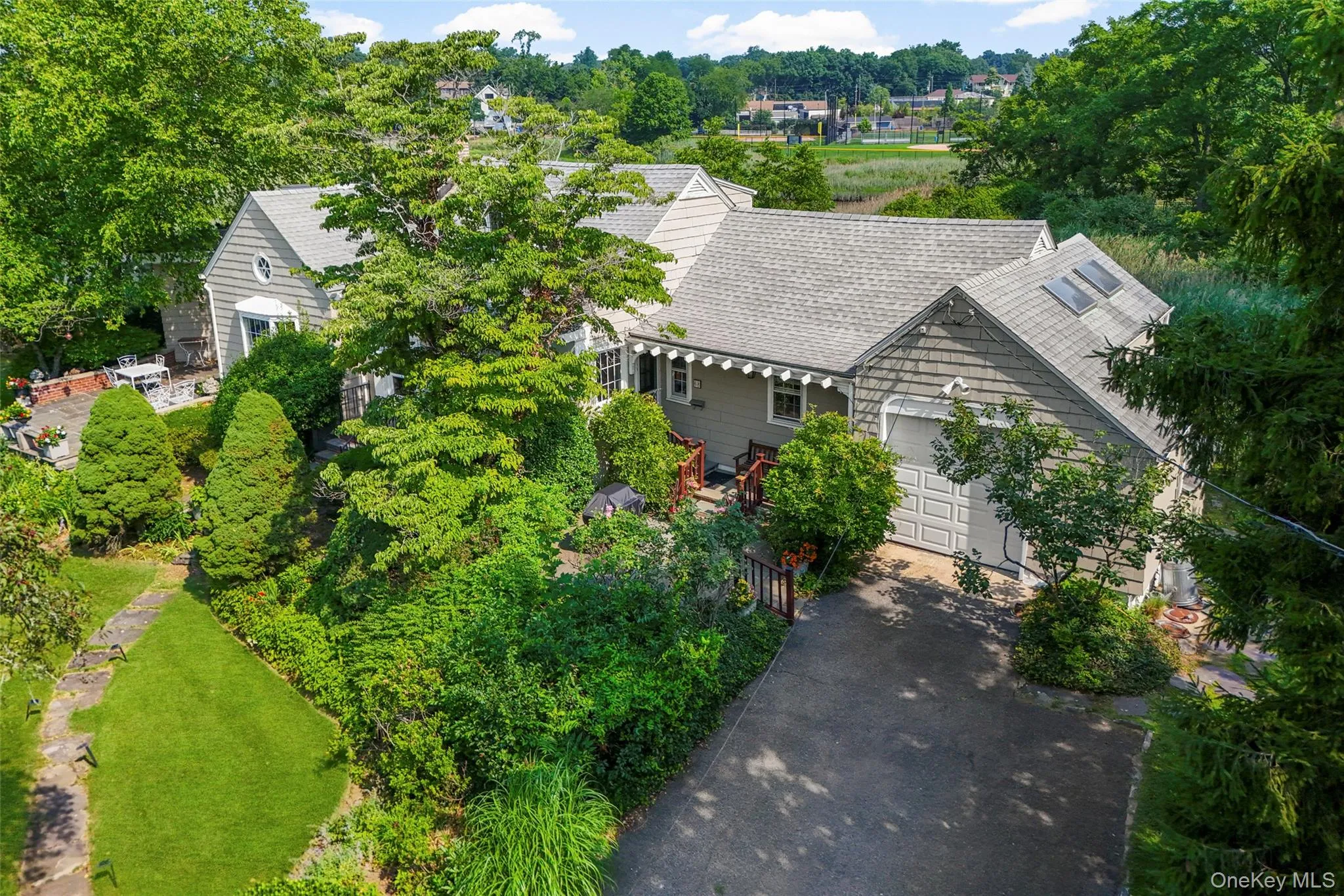 68 Woodbine Avenue, Mamaroneck, NY, 3 Bedrooms Bedrooms, 7 Rooms Rooms,2 BathroomsBathrooms,Residential,For Rent,Woodbine,0,1009553 68 Woodbine Avenue, Mamaroneck, NY, 3 Bedrooms Bedrooms, 7 Rooms Rooms,2 BathroomsBathrooms,Residential,For Rent,Woodbine,0,1009553