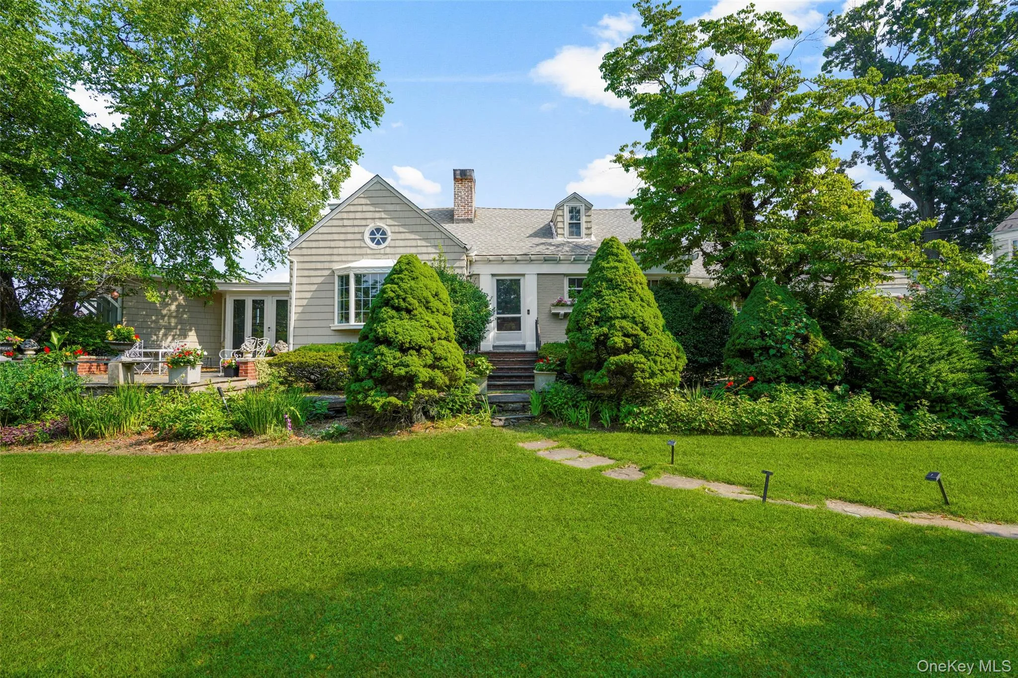 68 Woodbine Avenue, Mamaroneck, NY, 3 Bedrooms Bedrooms, 7 Rooms Rooms,2 BathroomsBathrooms,Residential,For Rent,Woodbine,0,1009553 68 Woodbine Avenue, Mamaroneck, NY, 3 Bedrooms Bedrooms, 7 Rooms Rooms,2 BathroomsBathrooms,Residential,For Rent,Woodbine,0,1009553