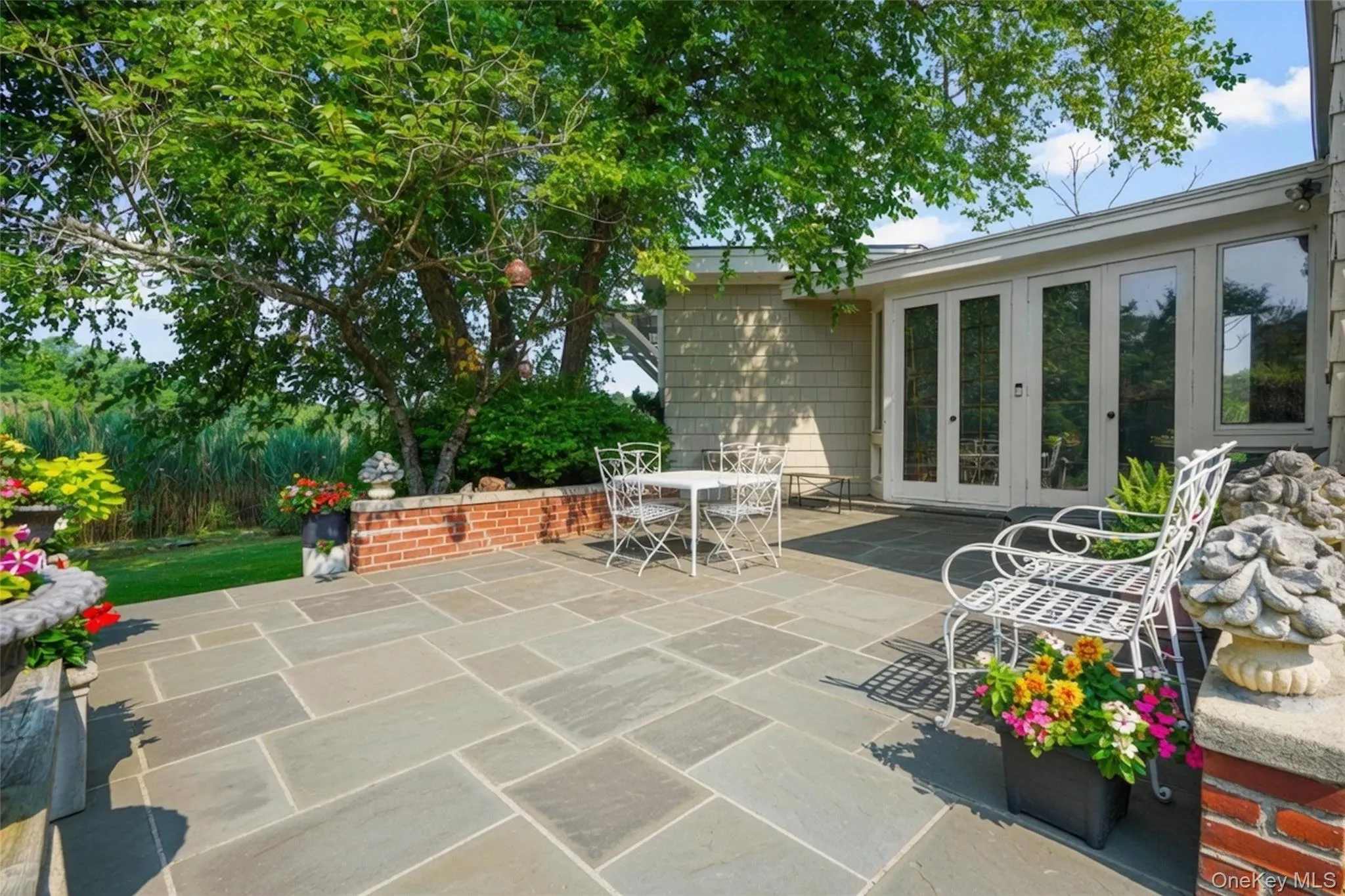 68 Woodbine Avenue, Mamaroneck, NY, 3 Bedrooms Bedrooms, 7 Rooms Rooms,2 BathroomsBathrooms,Residential,For Rent,Woodbine,0,1009553 68 Woodbine Avenue, Mamaroneck, NY, 3 Bedrooms Bedrooms, 7 Rooms Rooms,2 BathroomsBathrooms,Residential,For Rent,Woodbine,0,1009553
