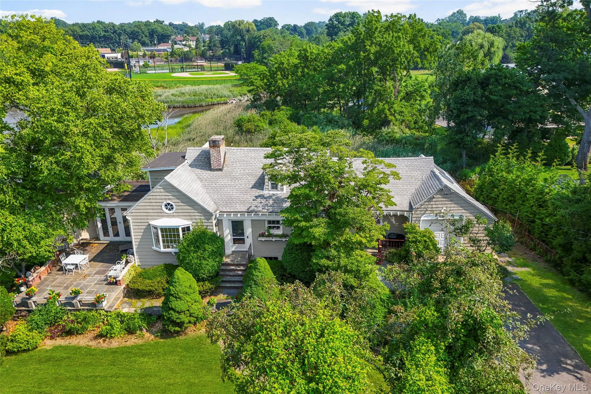 68 Woodbine Avenue, Mamaroneck, NY, 3 Bedrooms Bedrooms, 7 Rooms Rooms,2 BathroomsBathrooms,Residential,For Rent,Woodbine,0,1009553 68 Woodbine Avenue, Mamaroneck, NY, 3 Bedrooms Bedrooms, 7 Rooms Rooms,2 BathroomsBathrooms,Residential,For Rent,Woodbine,0,1009553