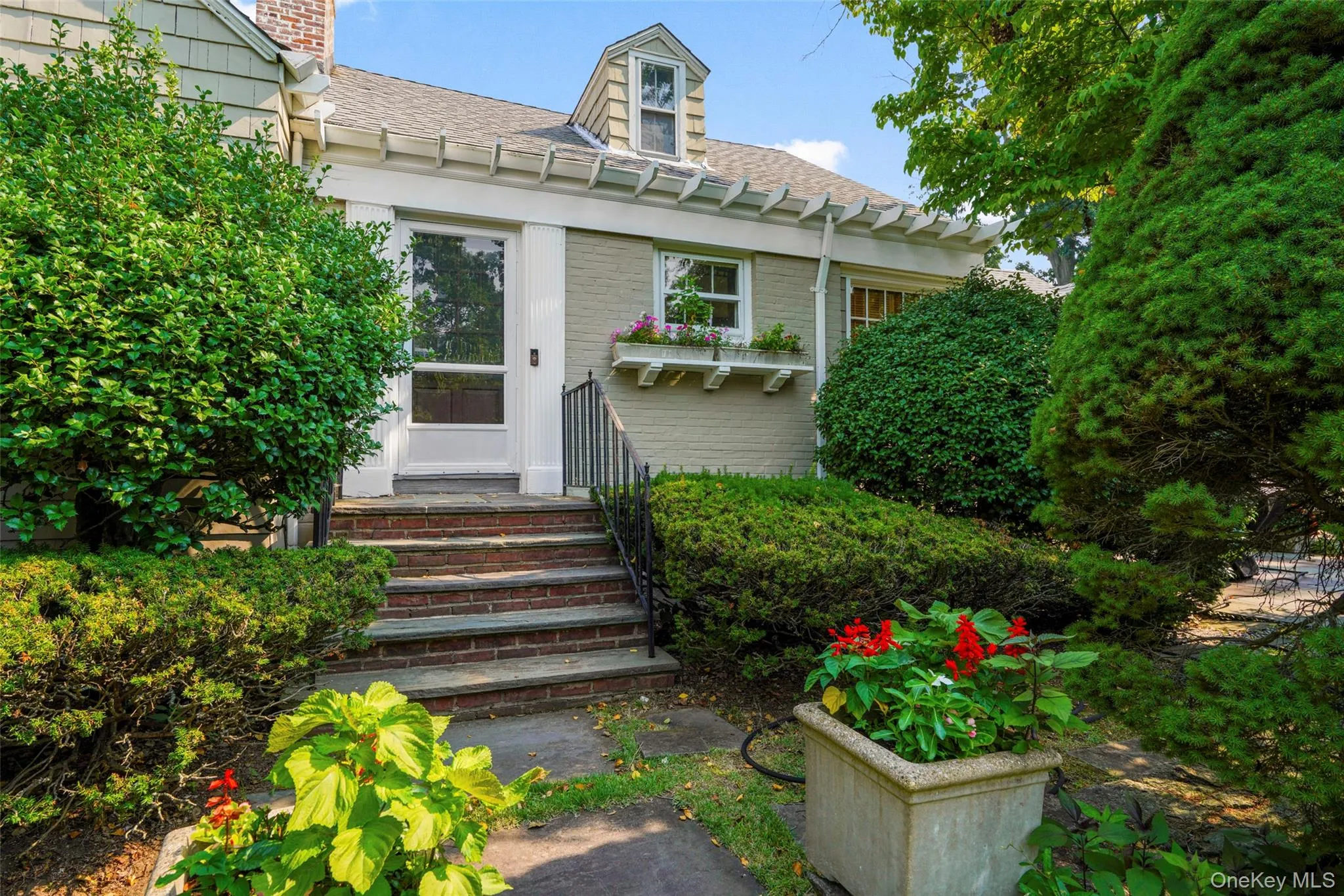 68 Woodbine Avenue, Mamaroneck, NY, 3 Bedrooms Bedrooms, 7 Rooms Rooms,2 BathroomsBathrooms,Residential,For Rent,Woodbine,0,1009553 68 Woodbine Avenue, Mamaroneck, NY, 3 Bedrooms Bedrooms, 7 Rooms Rooms,2 BathroomsBathrooms,Residential,For Rent,Woodbine,0,1009553