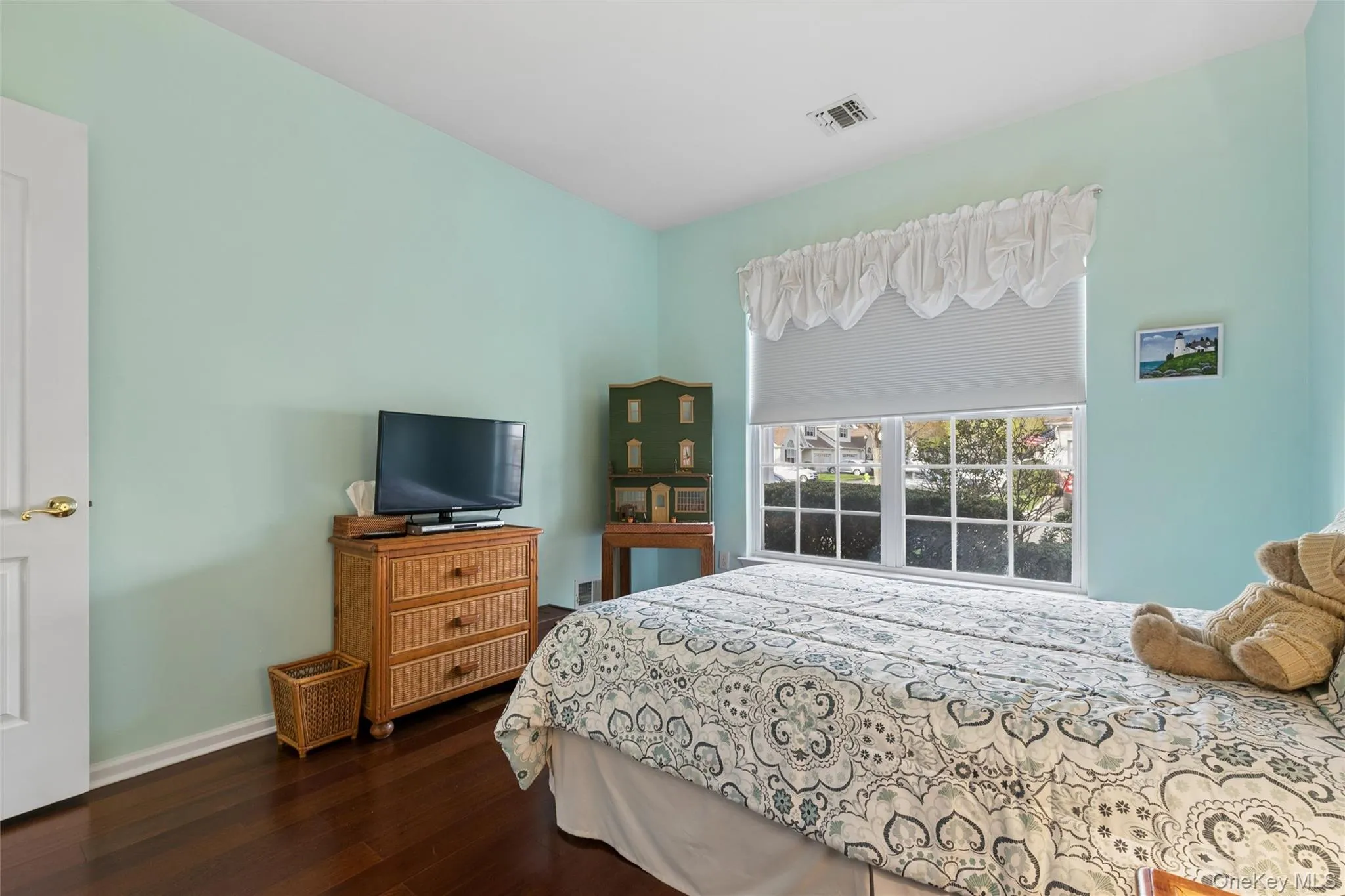17 Constantine Way, Brookhaven, NY, 2 Bedrooms Bedrooms, 5 Rooms Rooms,2 BathroomsBathrooms,Residential,For Rent,Constantine,0,1009566 17 Constantine Way, Brookhaven, NY, 2 Bedrooms Bedrooms, 5 Rooms Rooms,2 BathroomsBathrooms,Residential,For Rent,Constantine,0,1009566