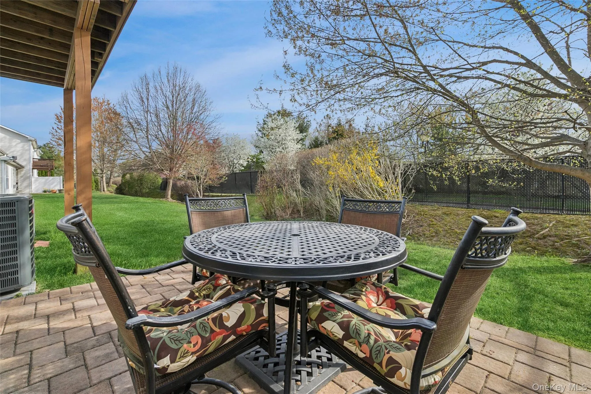 17 Constantine Way, Brookhaven, NY, 2 Bedrooms Bedrooms, 5 Rooms Rooms,2 BathroomsBathrooms,Residential,For Rent,Constantine,0,1009566 17 Constantine Way, Brookhaven, NY, 2 Bedrooms Bedrooms, 5 Rooms Rooms,2 BathroomsBathrooms,Residential,For Rent,Constantine,0,1009566