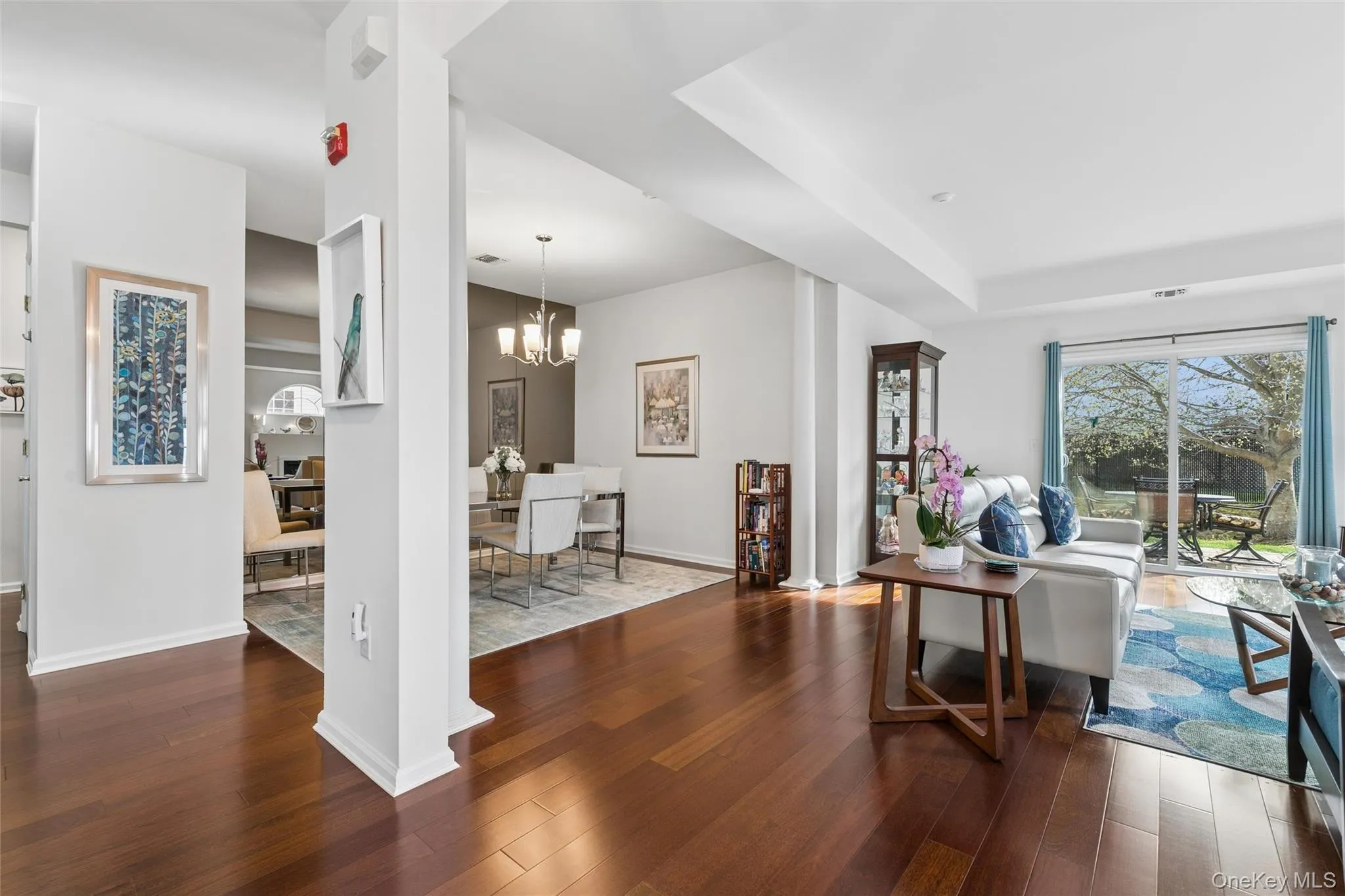 17 Constantine Way, Brookhaven, NY, 2 Bedrooms Bedrooms, 5 Rooms Rooms,2 BathroomsBathrooms,Residential,For Rent,Constantine,0,1009566 17 Constantine Way, Brookhaven, NY, 2 Bedrooms Bedrooms, 5 Rooms Rooms,2 BathroomsBathrooms,Residential,For Rent,Constantine,0,1009566