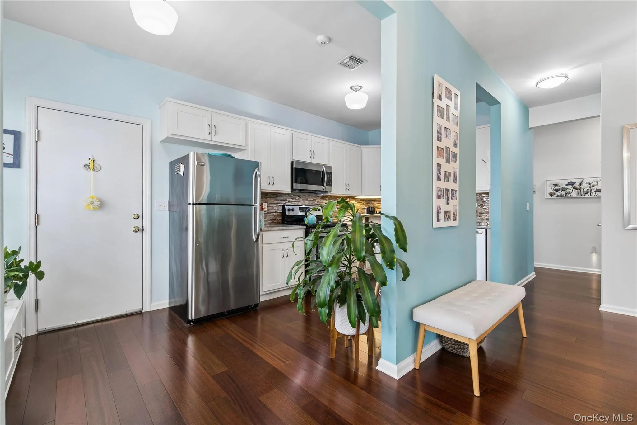 17 Constantine Way, Brookhaven, NY, 2 Bedrooms Bedrooms, 5 Rooms Rooms,2 BathroomsBathrooms,Residential,For Rent,Constantine,0,1009566 17 Constantine Way, Brookhaven, NY, 2 Bedrooms Bedrooms, 5 Rooms Rooms,2 BathroomsBathrooms,Residential,For Rent,Constantine,0,1009566