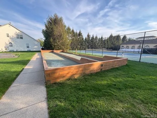 17 Constantine Way, Brookhaven, NY, 2 Bedrooms Bedrooms, 5 Rooms Rooms,2 BathroomsBathrooms,Residential,For Rent,Constantine,0,1009566 17 Constantine Way, Brookhaven, NY, 2 Bedrooms Bedrooms, 5 Rooms Rooms,2 BathroomsBathrooms,Residential,For Rent,Constantine,0,1009566