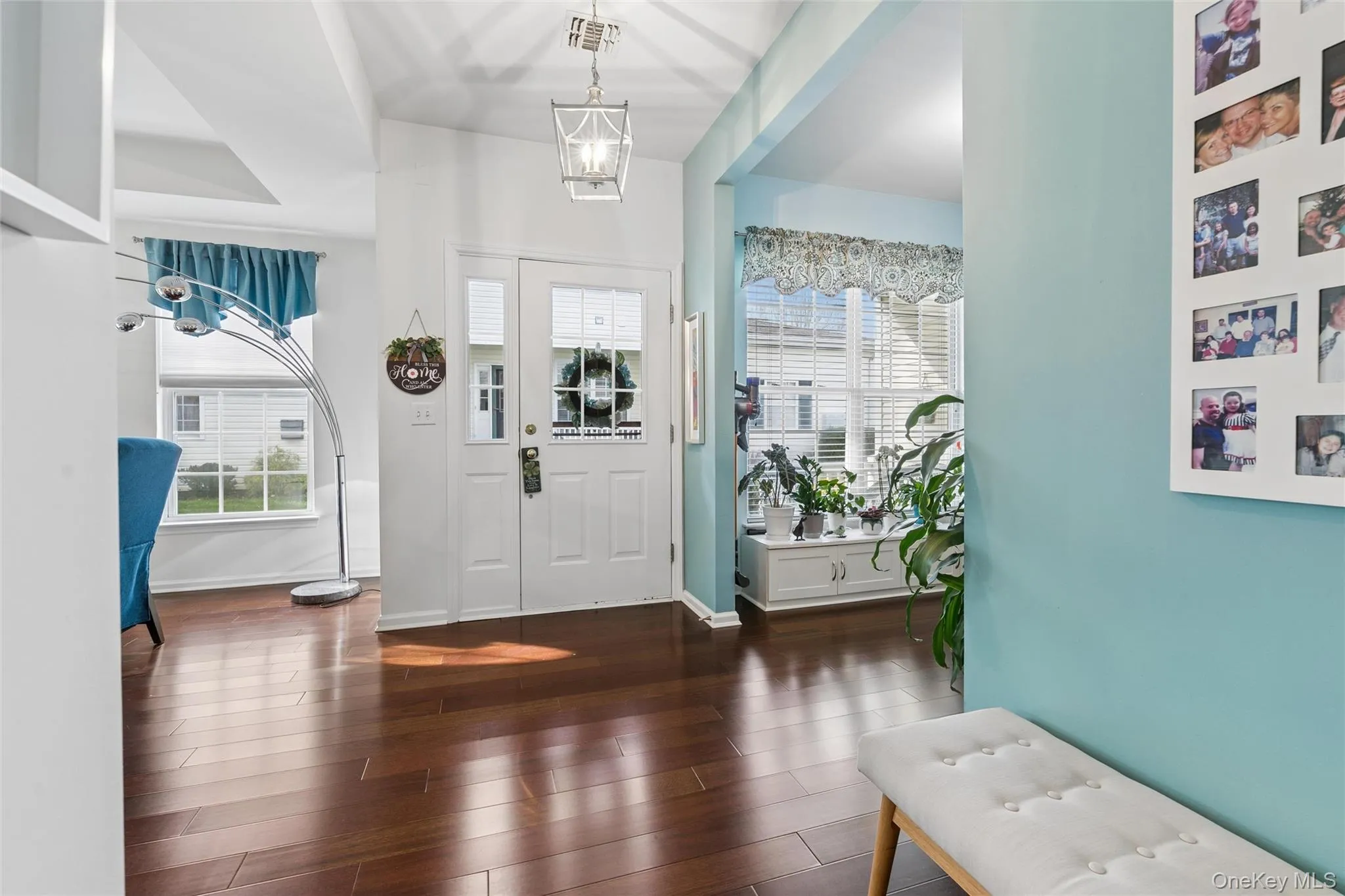 17 Constantine Way, Brookhaven, NY, 2 Bedrooms Bedrooms, 5 Rooms Rooms,2 BathroomsBathrooms,Residential,For Rent,Constantine,0,1009566 17 Constantine Way, Brookhaven, NY, 2 Bedrooms Bedrooms, 5 Rooms Rooms,2 BathroomsBathrooms,Residential,For Rent,Constantine,0,1009566
