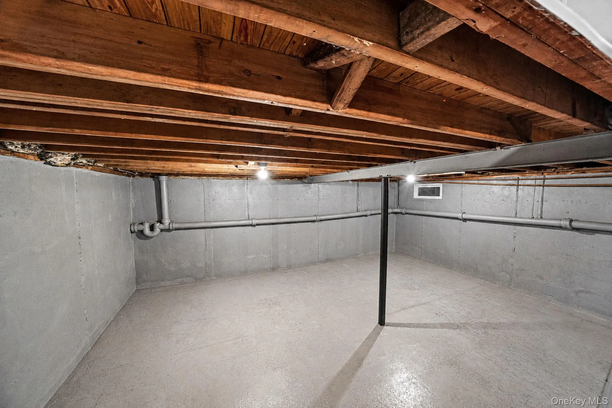 192 18th Street, Babylon, NY, 4 Bedrooms Bedrooms, 7 Rooms Rooms,2 BathroomsBathrooms,Residential,For Rent,18th,0,1009568 192 18th Street, Babylon, NY, 4 Bedrooms Bedrooms, 7 Rooms Rooms,2 BathroomsBathrooms,Residential,For Rent,18th,0,1009568